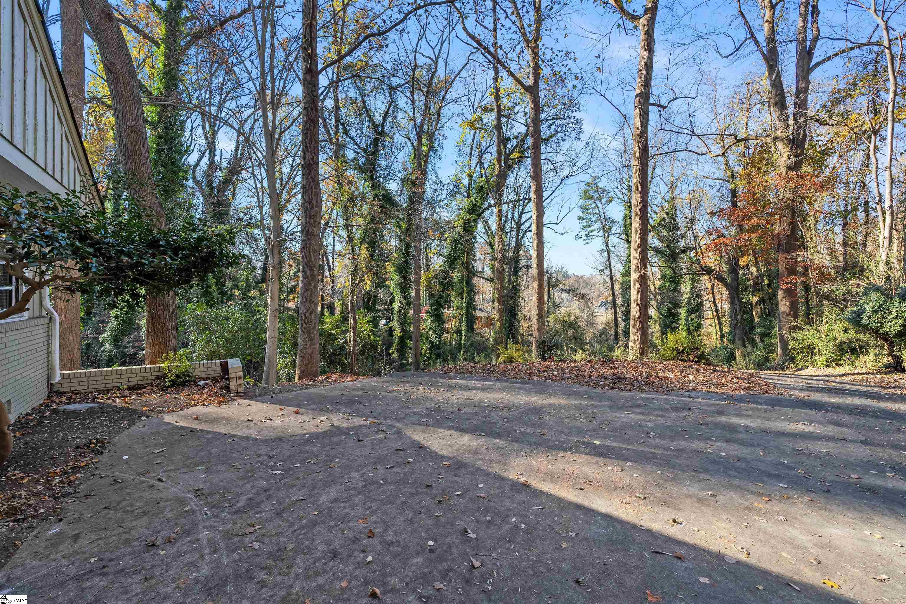 1020 Woodburn Road Property Photo 1
