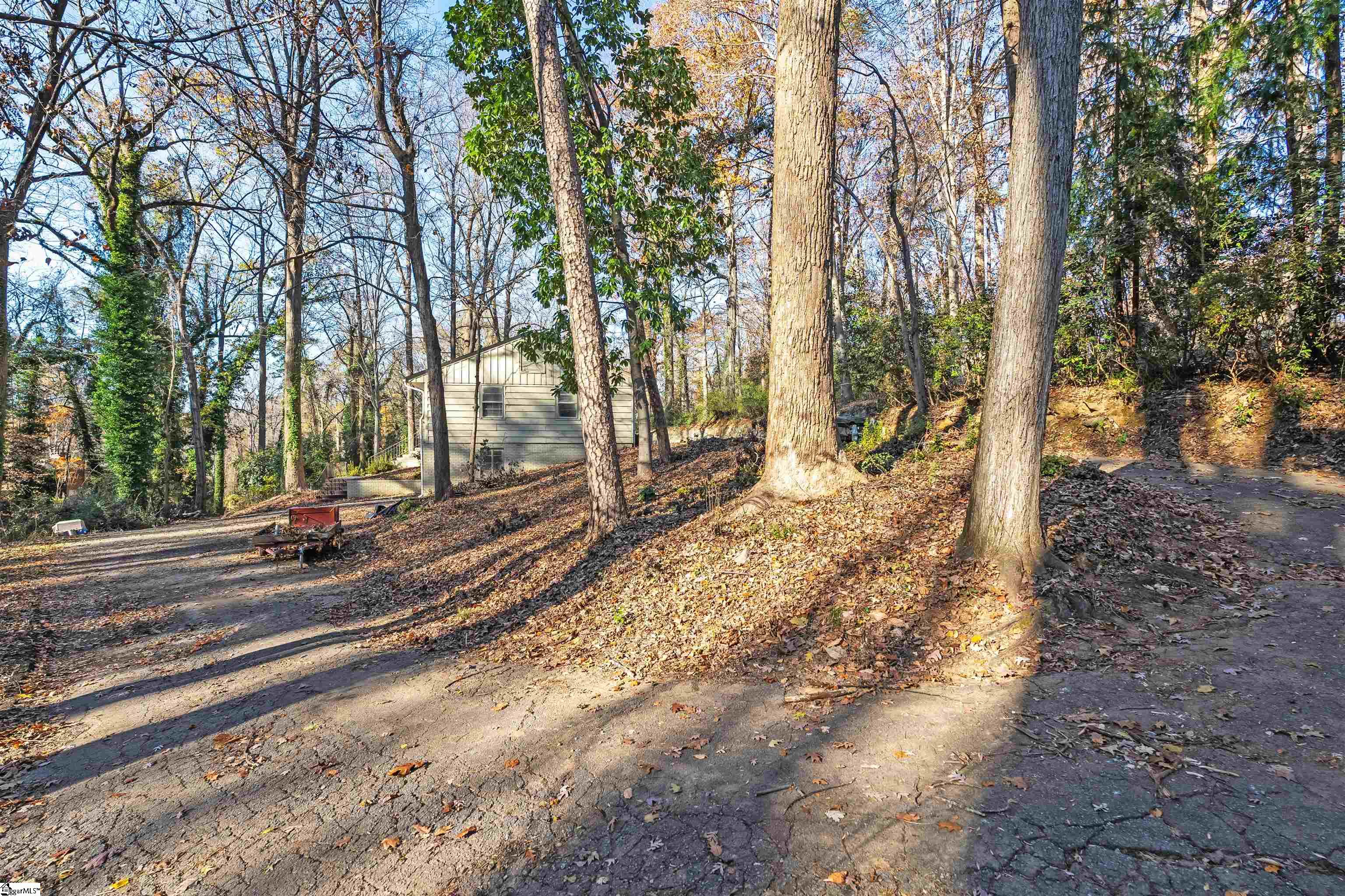 1020 Woodburn Road Property Photo 6
