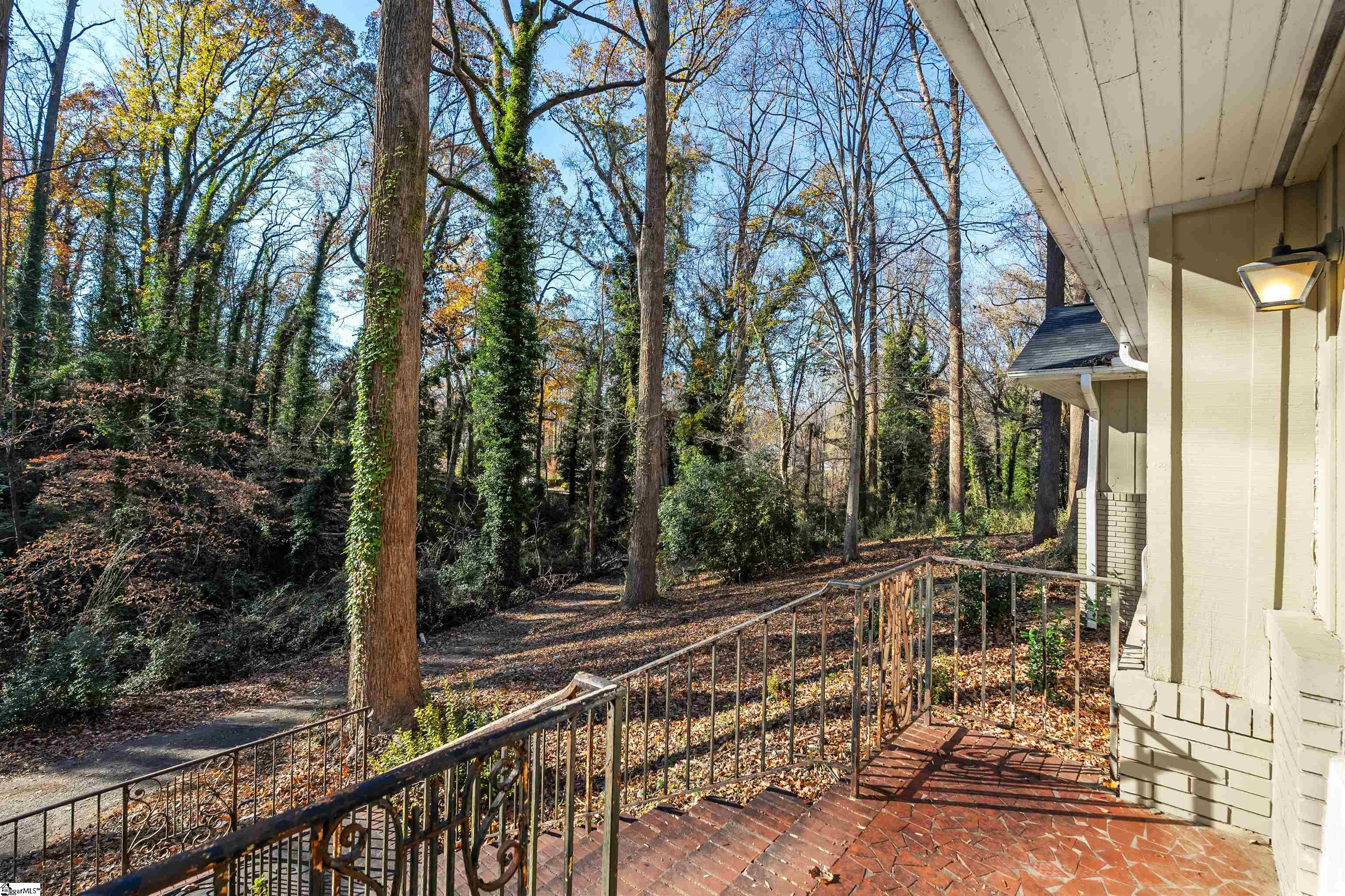 1020 Woodburn Road Property Photo 12