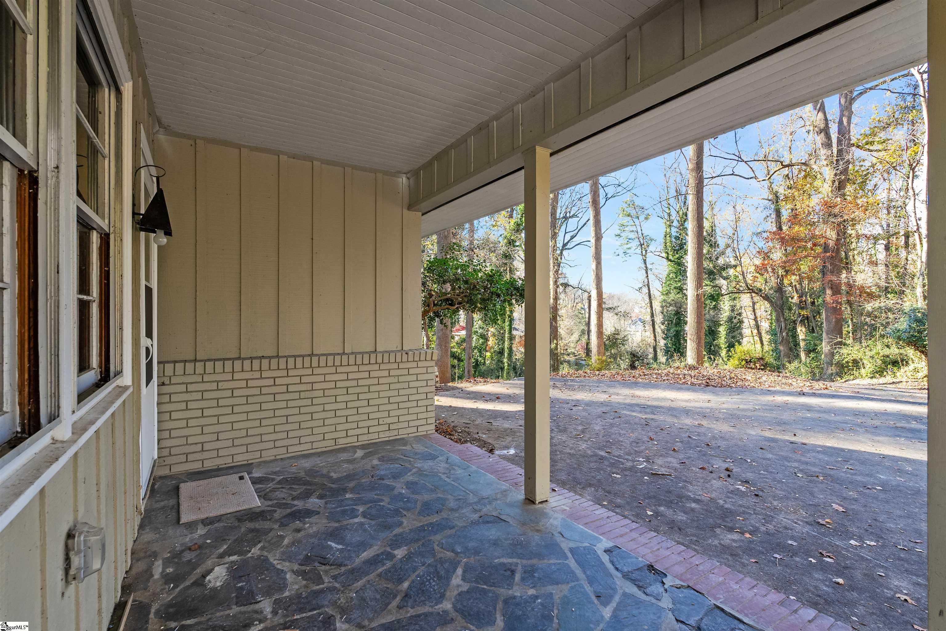 1020 Woodburn Road Property Photo 13