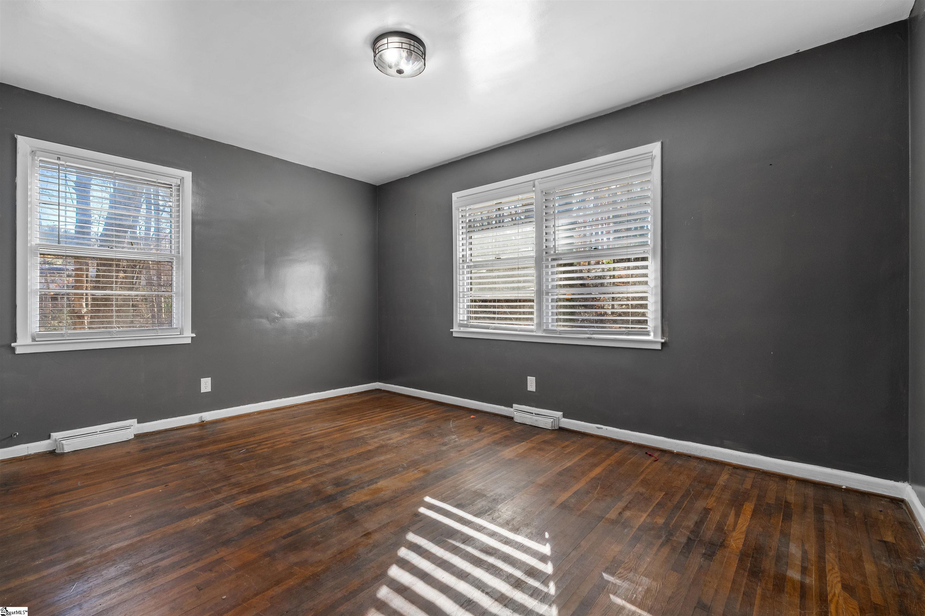 1020 Woodburn Road Property Photo 32