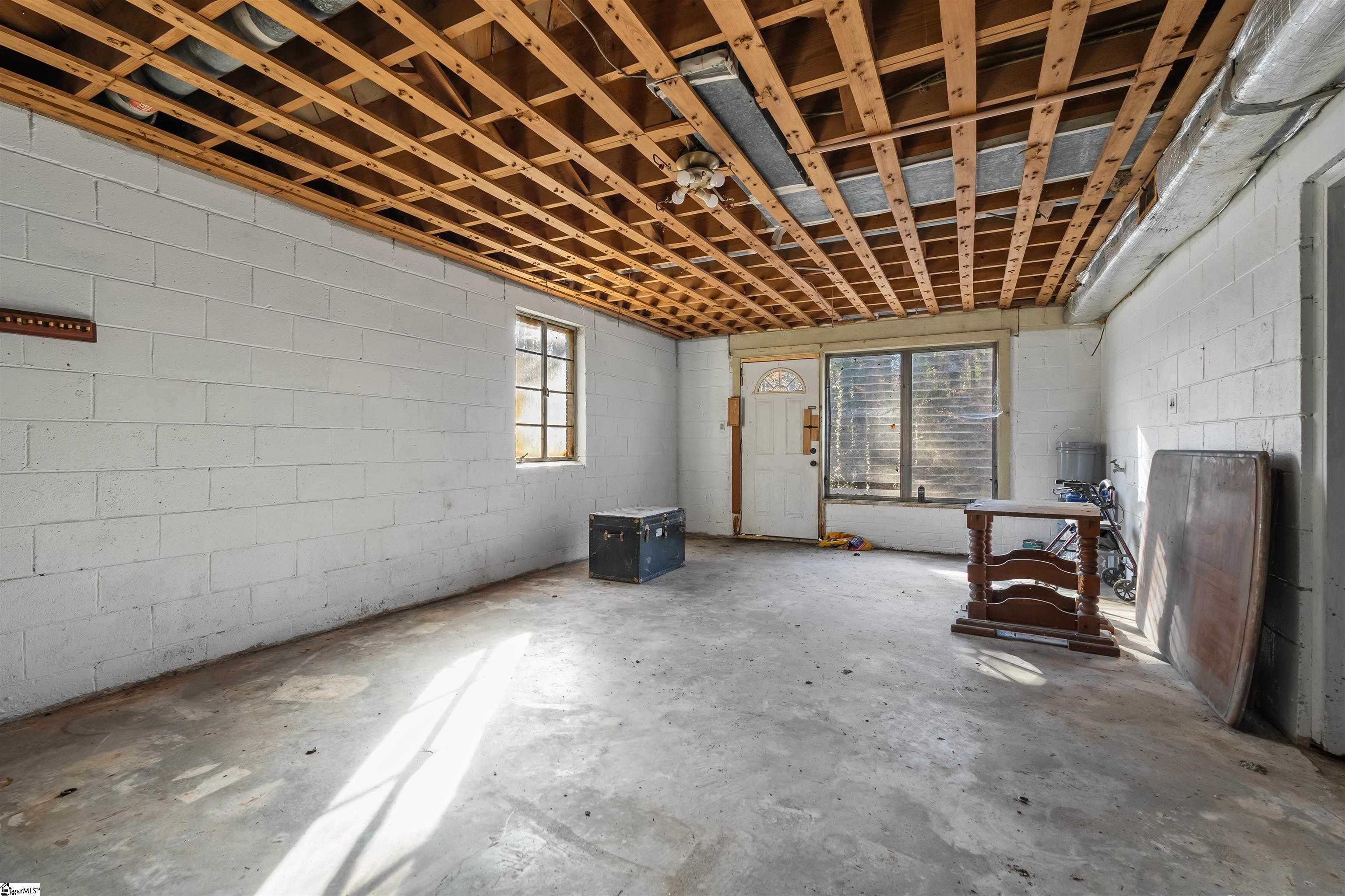1020 Woodburn Road Property Photo 36