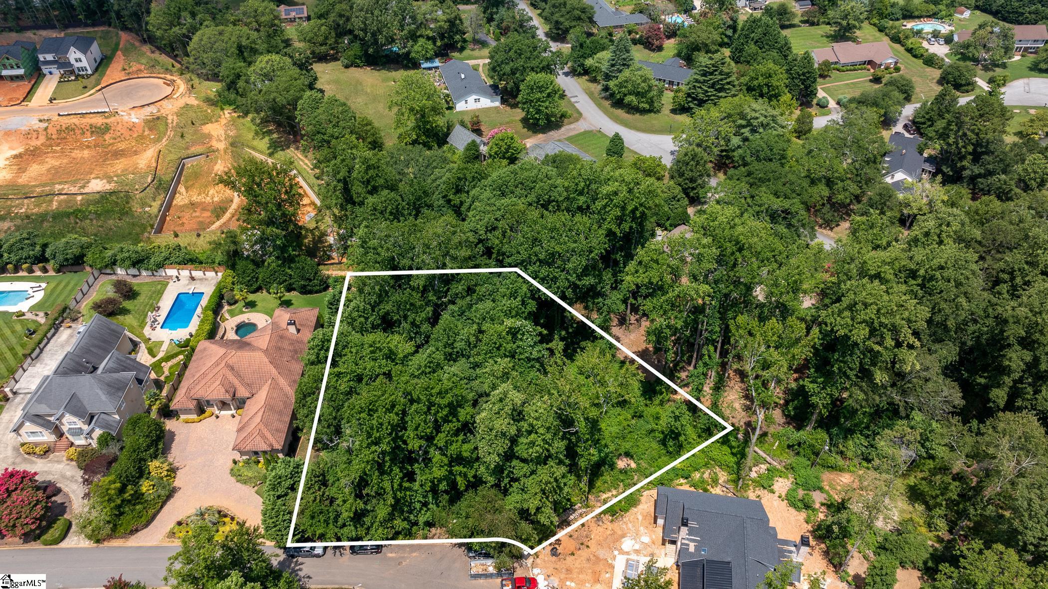 15 Country Squire Court Property Photo 1