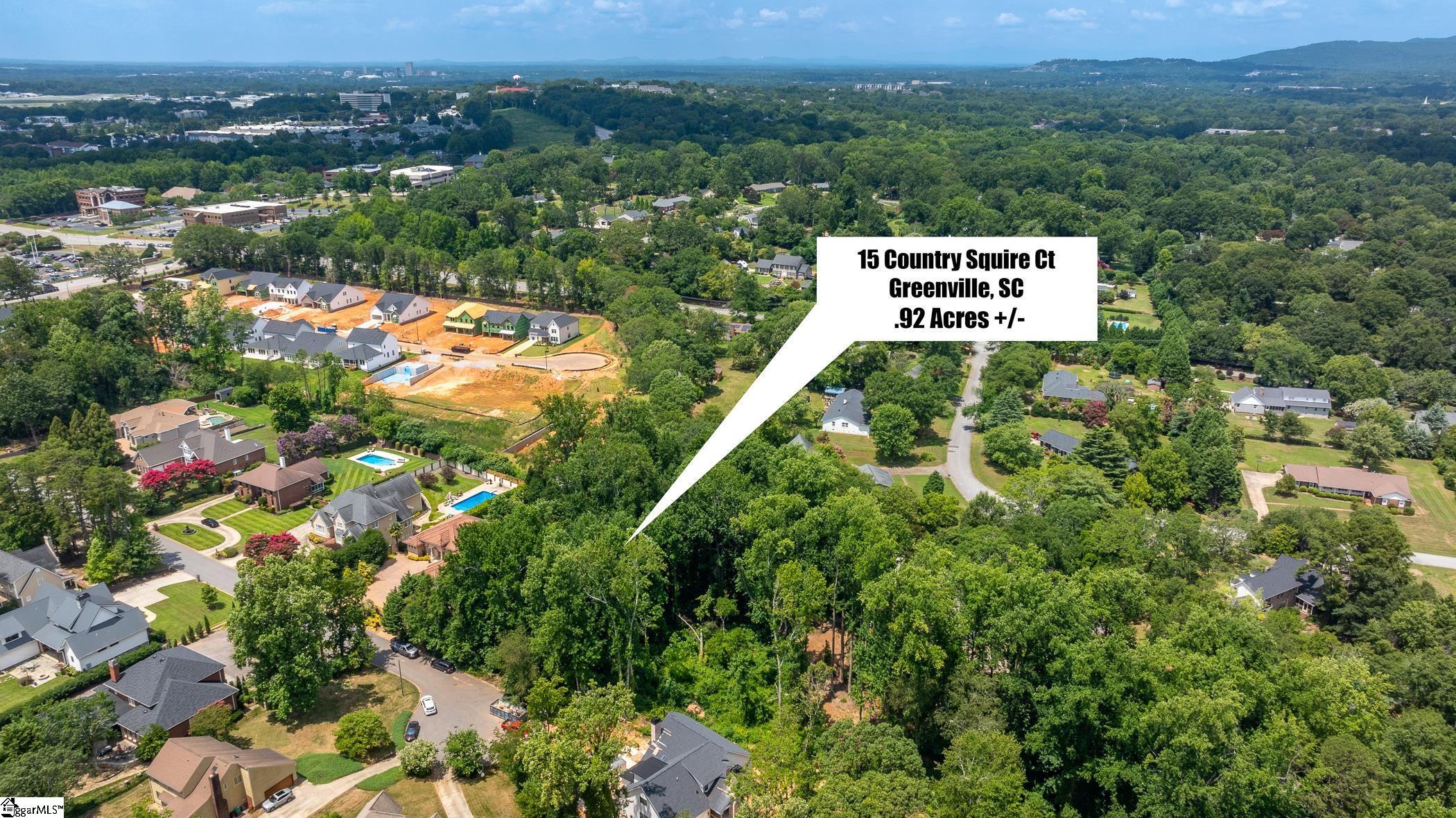 15 Country Squire Court Property Photo 2
