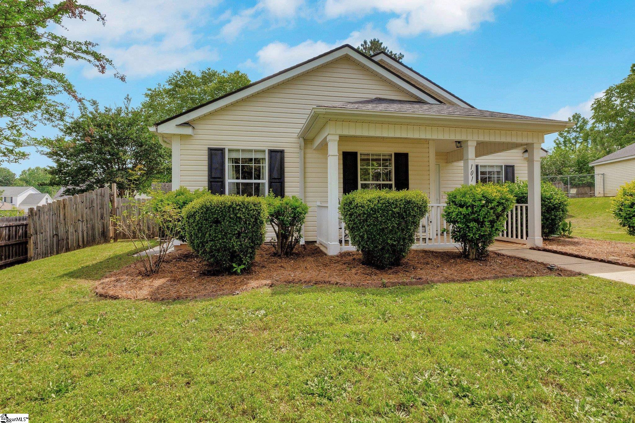101 Beauregard Court Property Photo 1