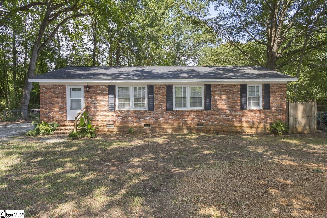 309 Wellington Court Property Photo 1