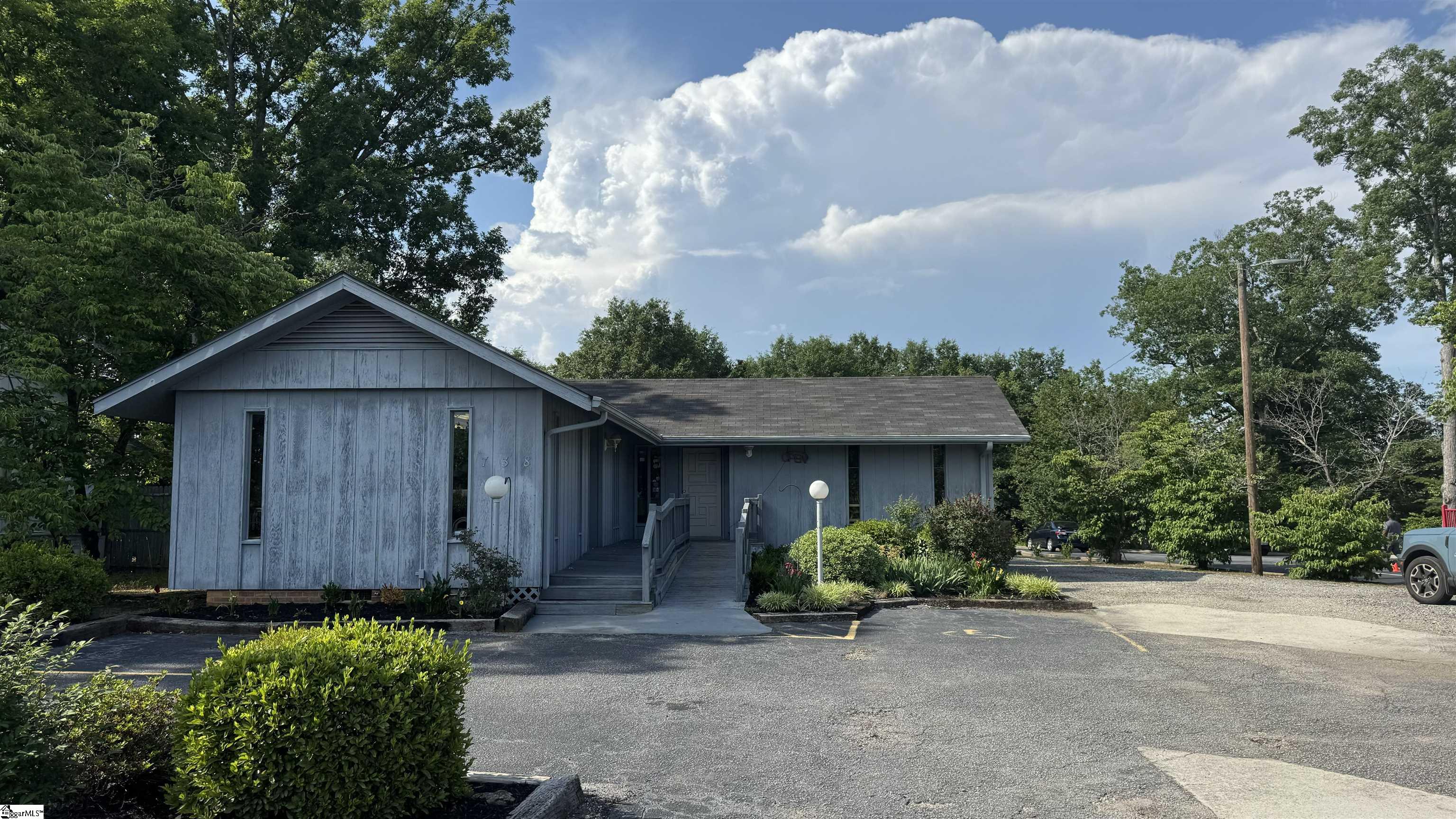 738 Saluda Lake Road Property Photo 1