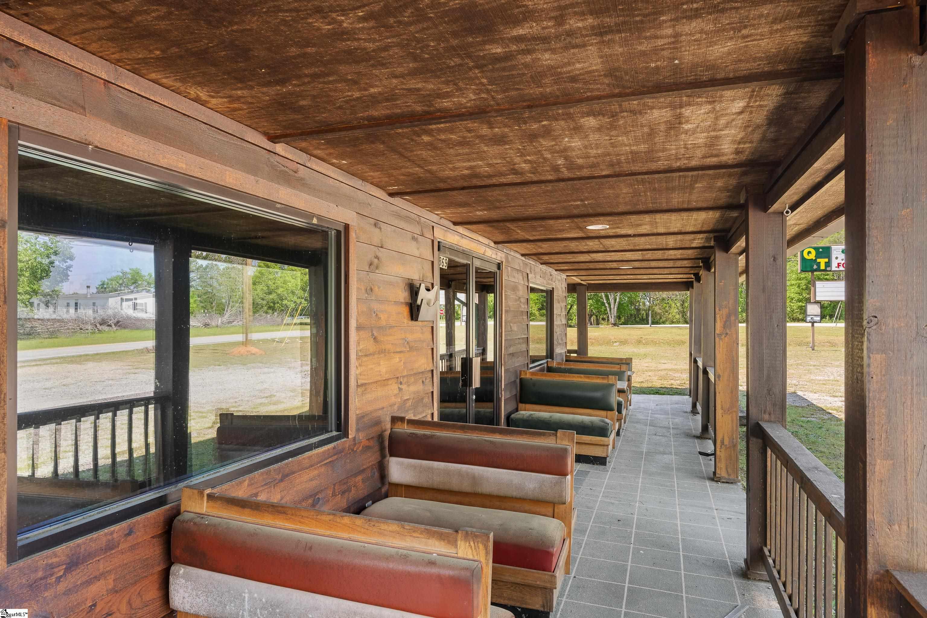 869 Poplar Street Property Photo 15