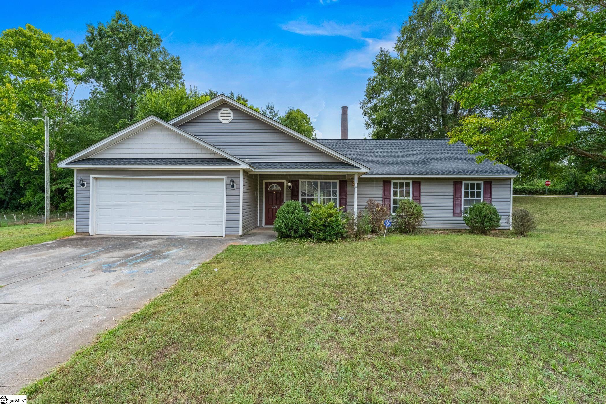 200 Amethyst Way Property Photo 1