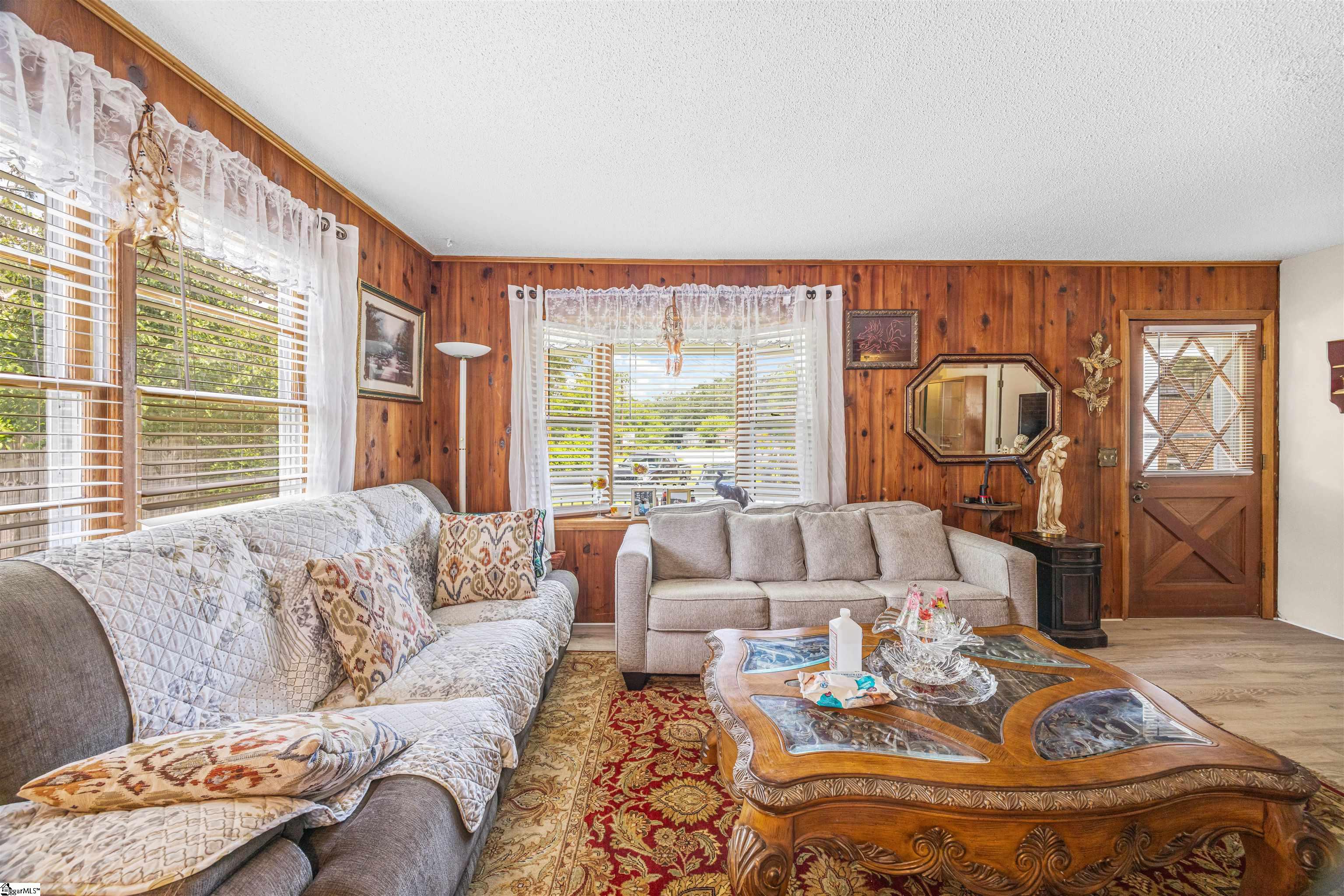 155 Farrs Bridge Road Property Photo 8