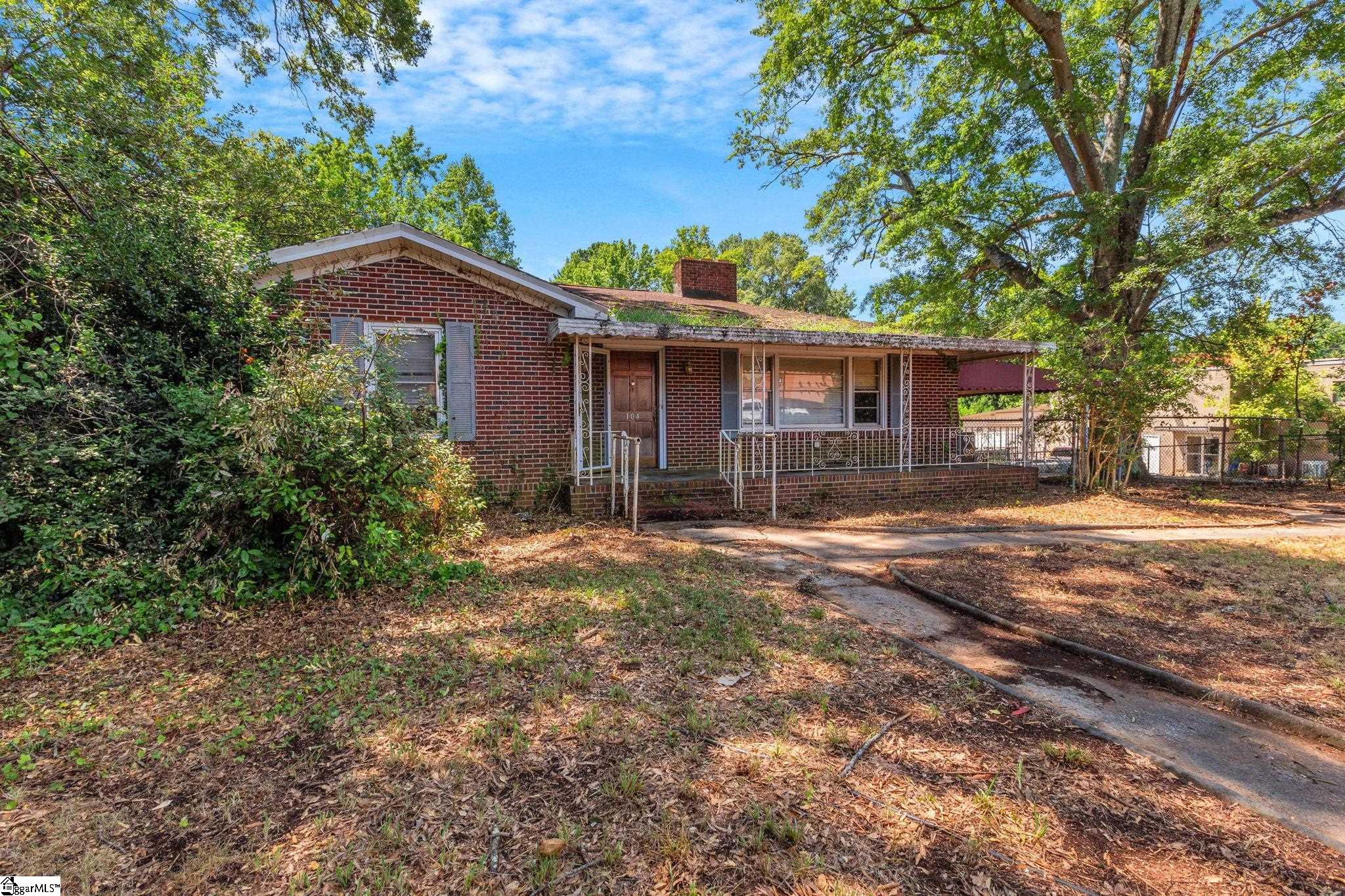 104 E Butler Road Property Photo 17