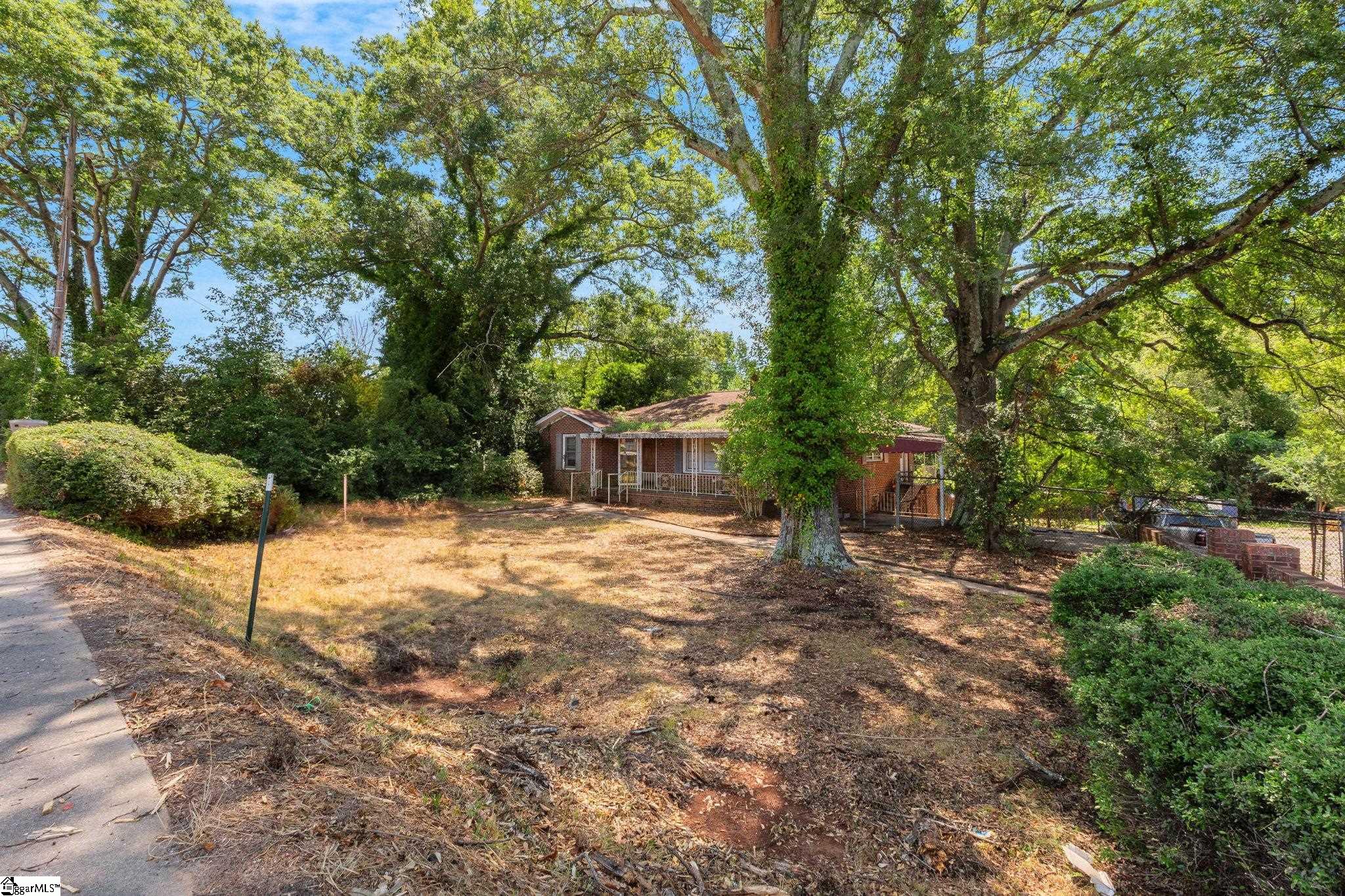 104 E Butler Road Property Photo 20