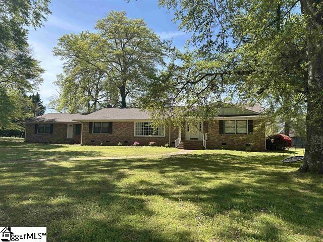 106 Ansel Drive Property Photo 1