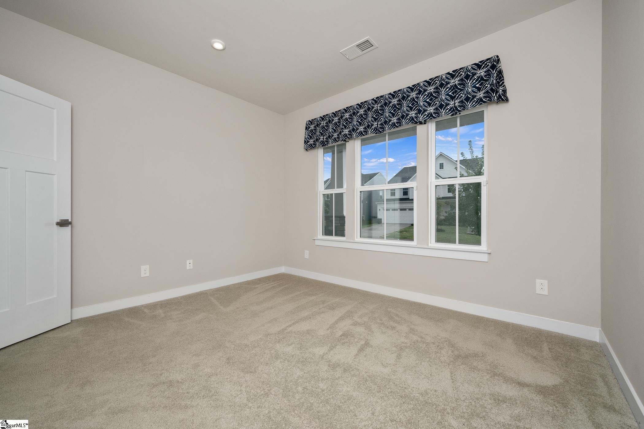 790 Lady Fern Drive Property Photo 28