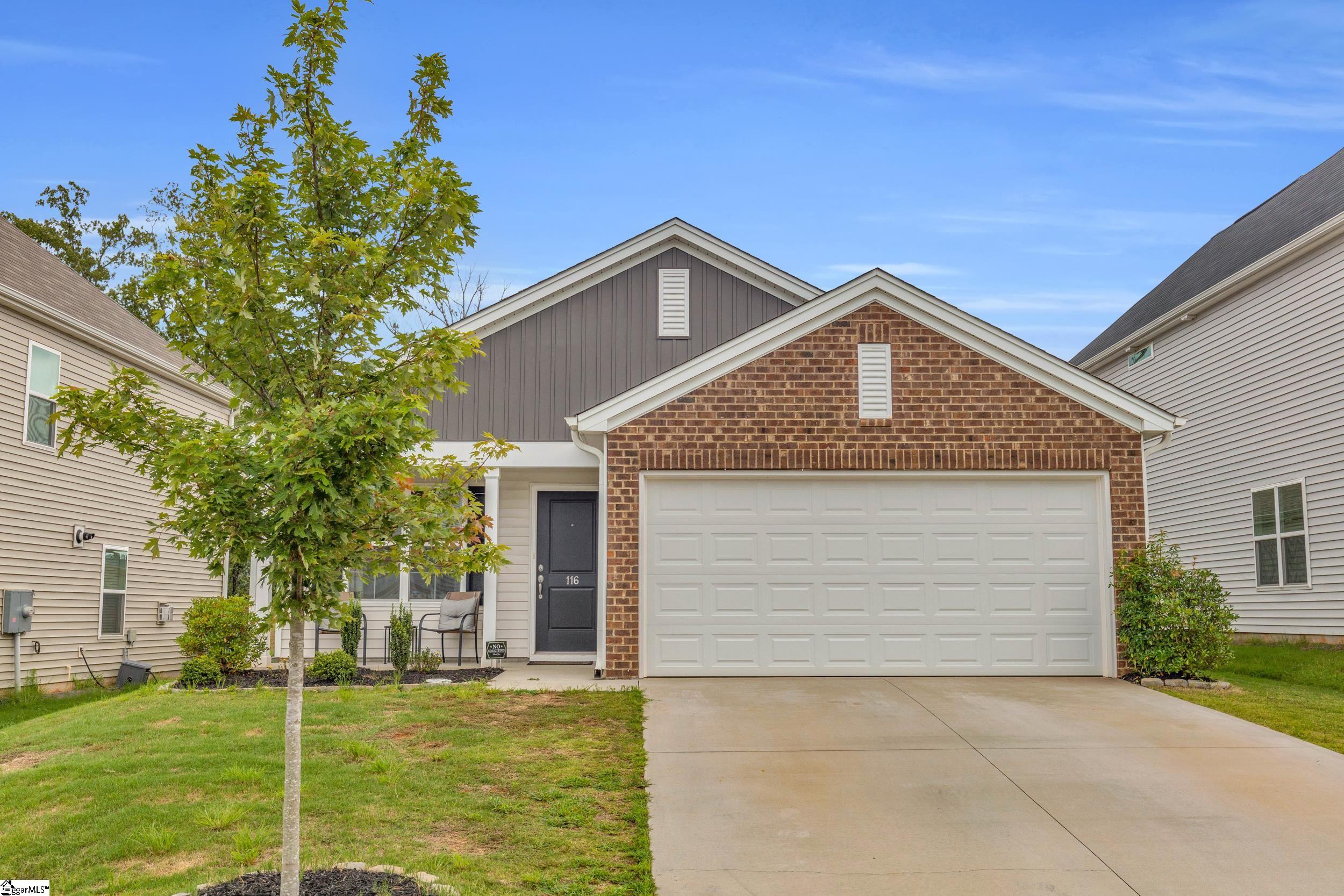 116 W Compass Way Property Photo 1