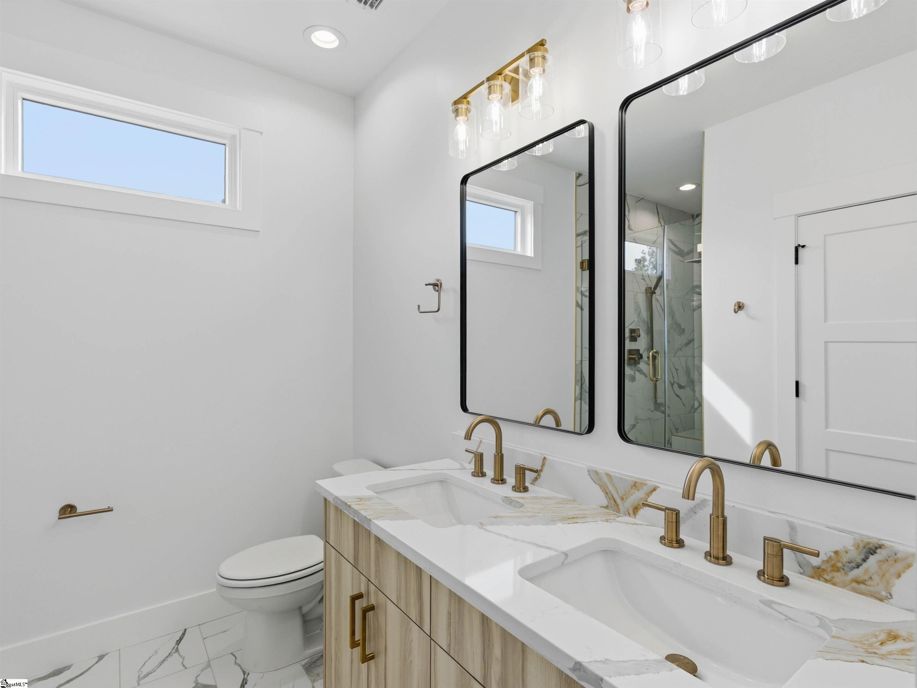 738 New South Court Property Photo 29