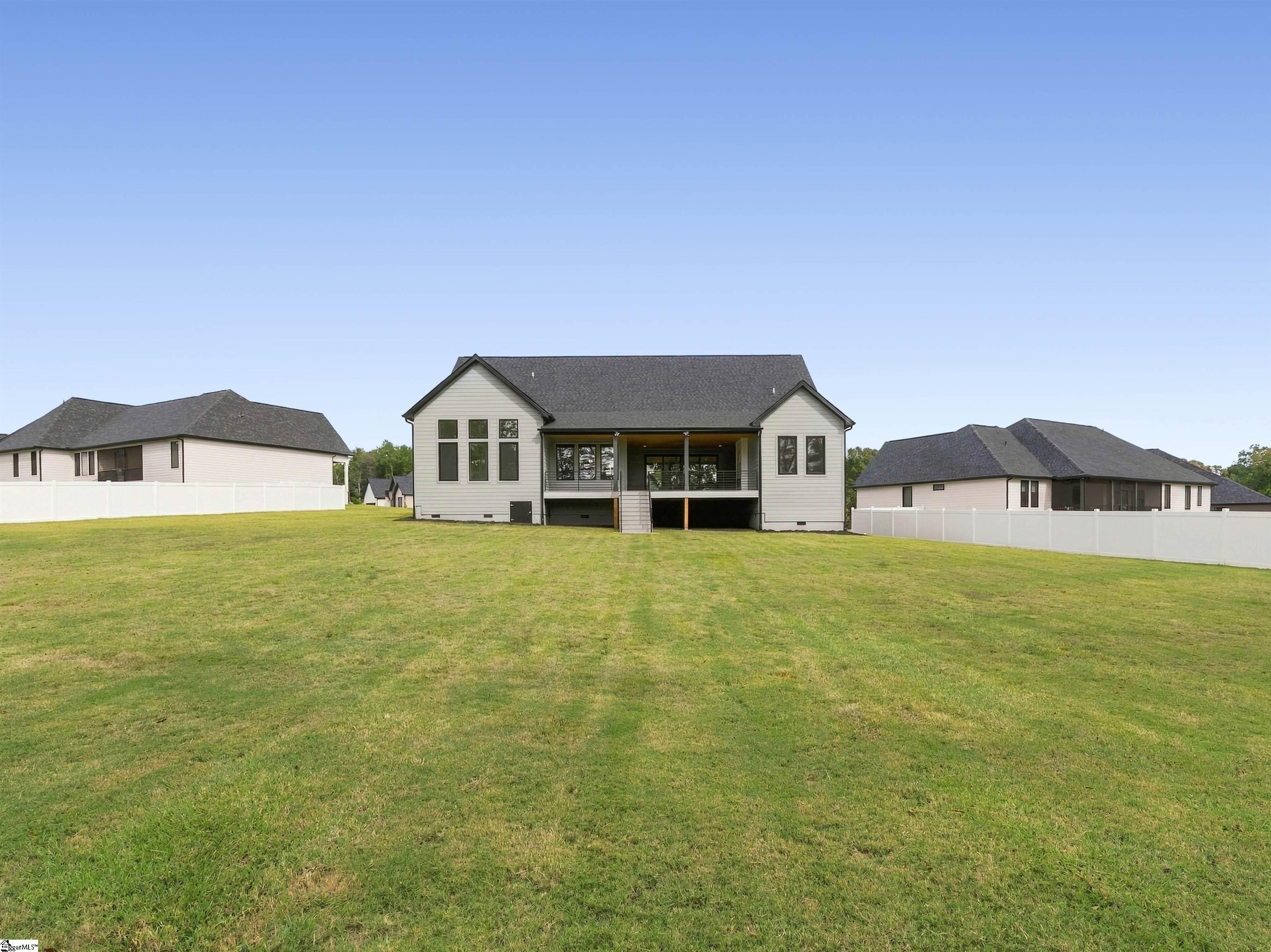 738 New South Court Property Photo 45