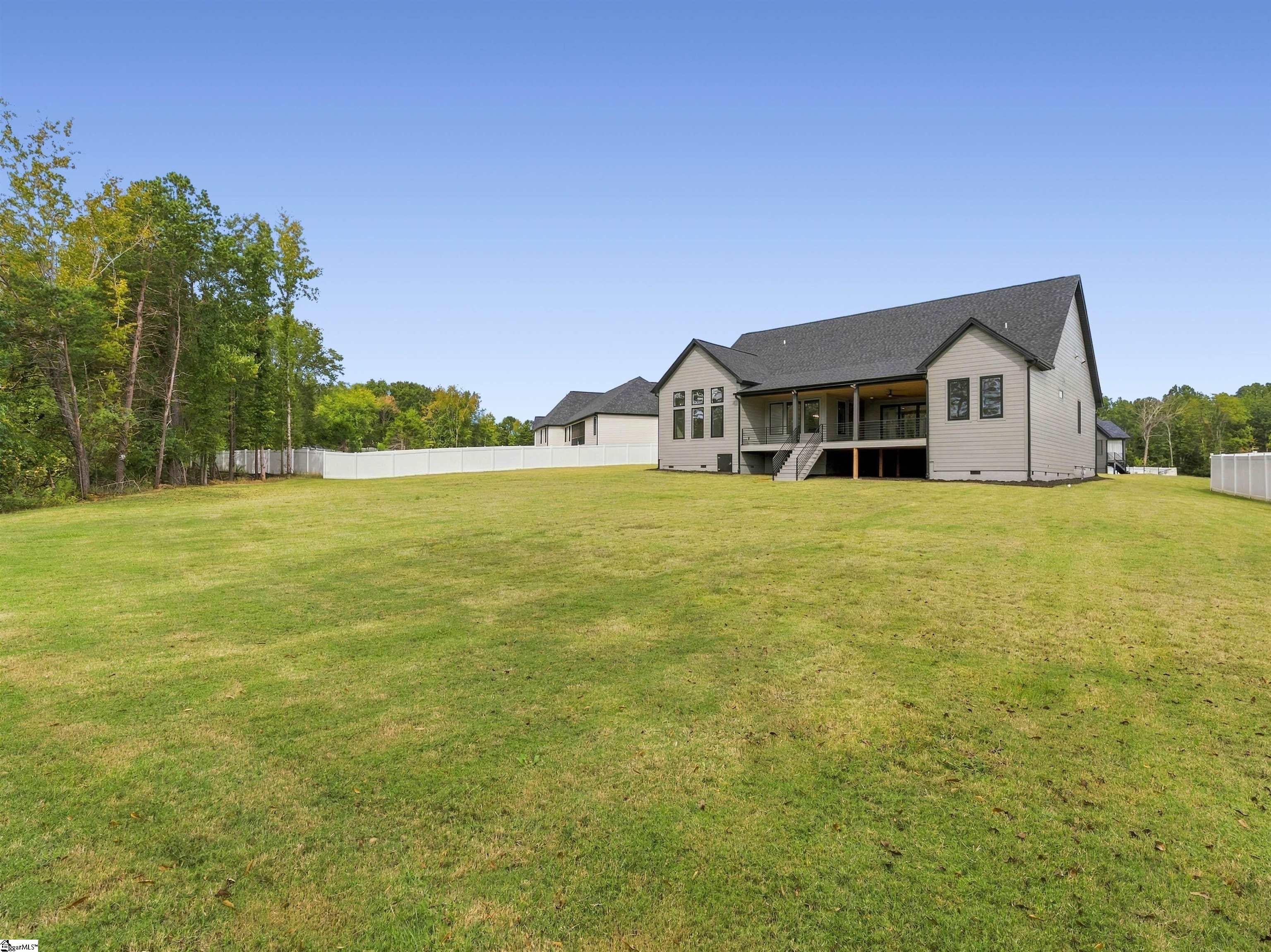 738 New South Court Property Photo 46