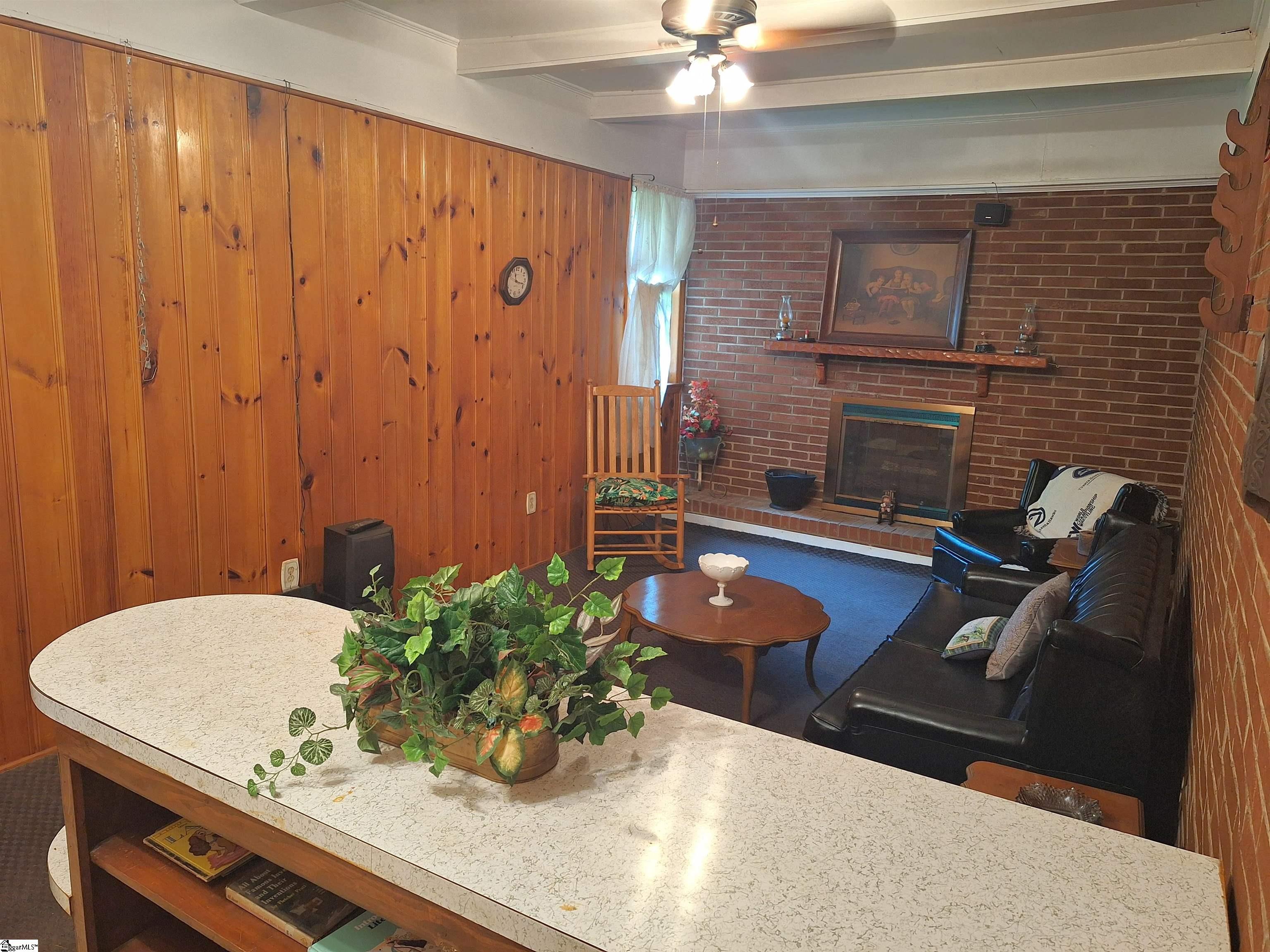 107 Pine Road Property Photo 9