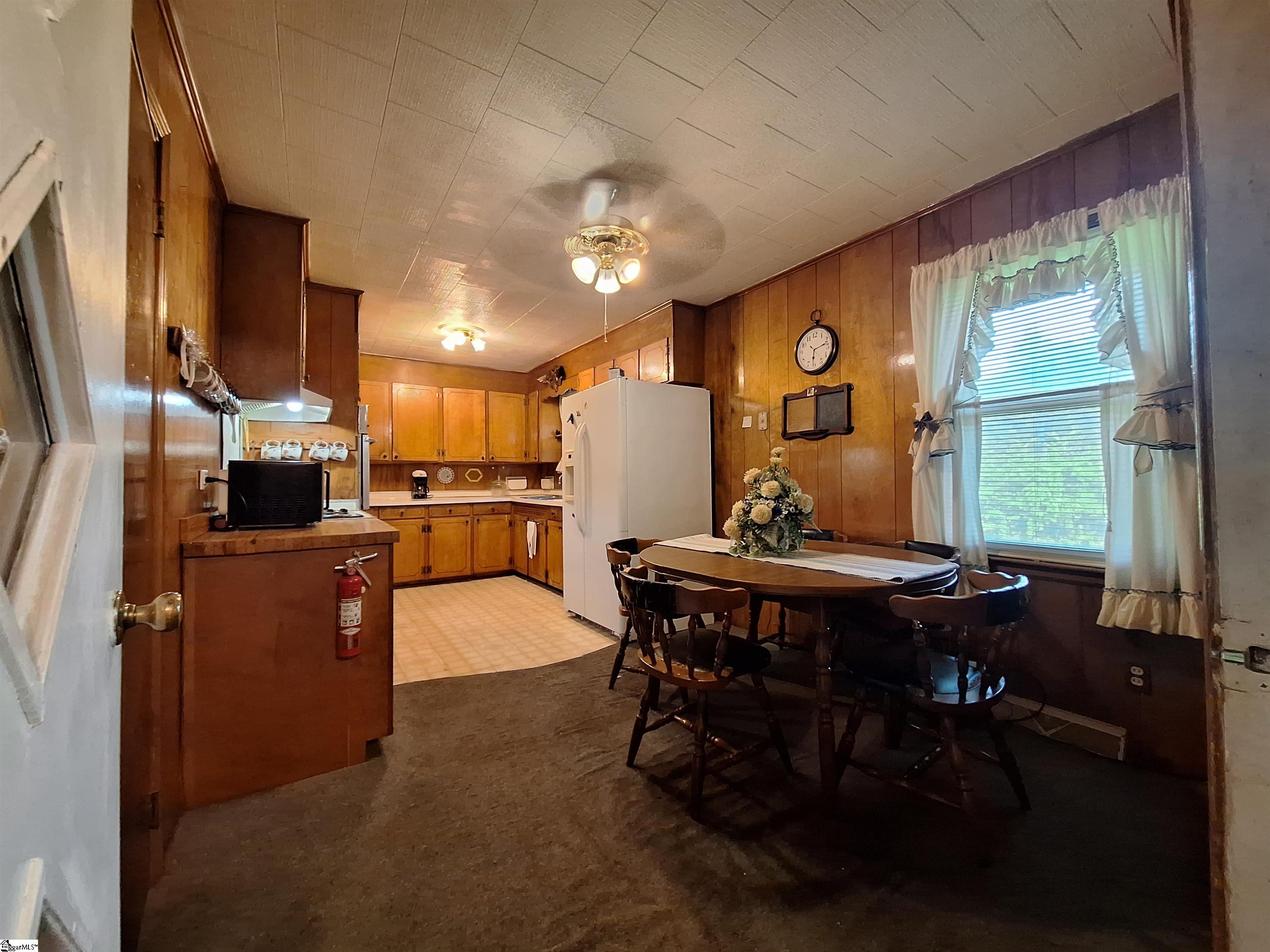 107 Pine Road Property Photo 10