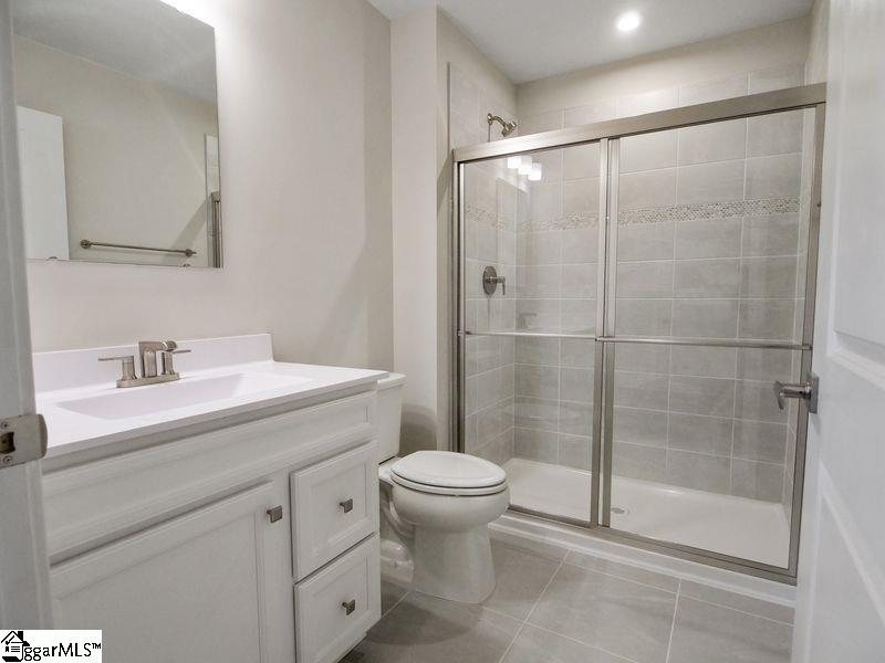 1566498 Property Photo 4