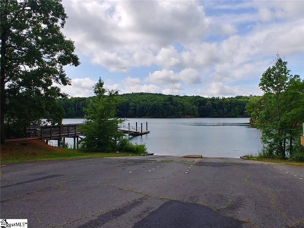 Dockside Drive Property Photo 10