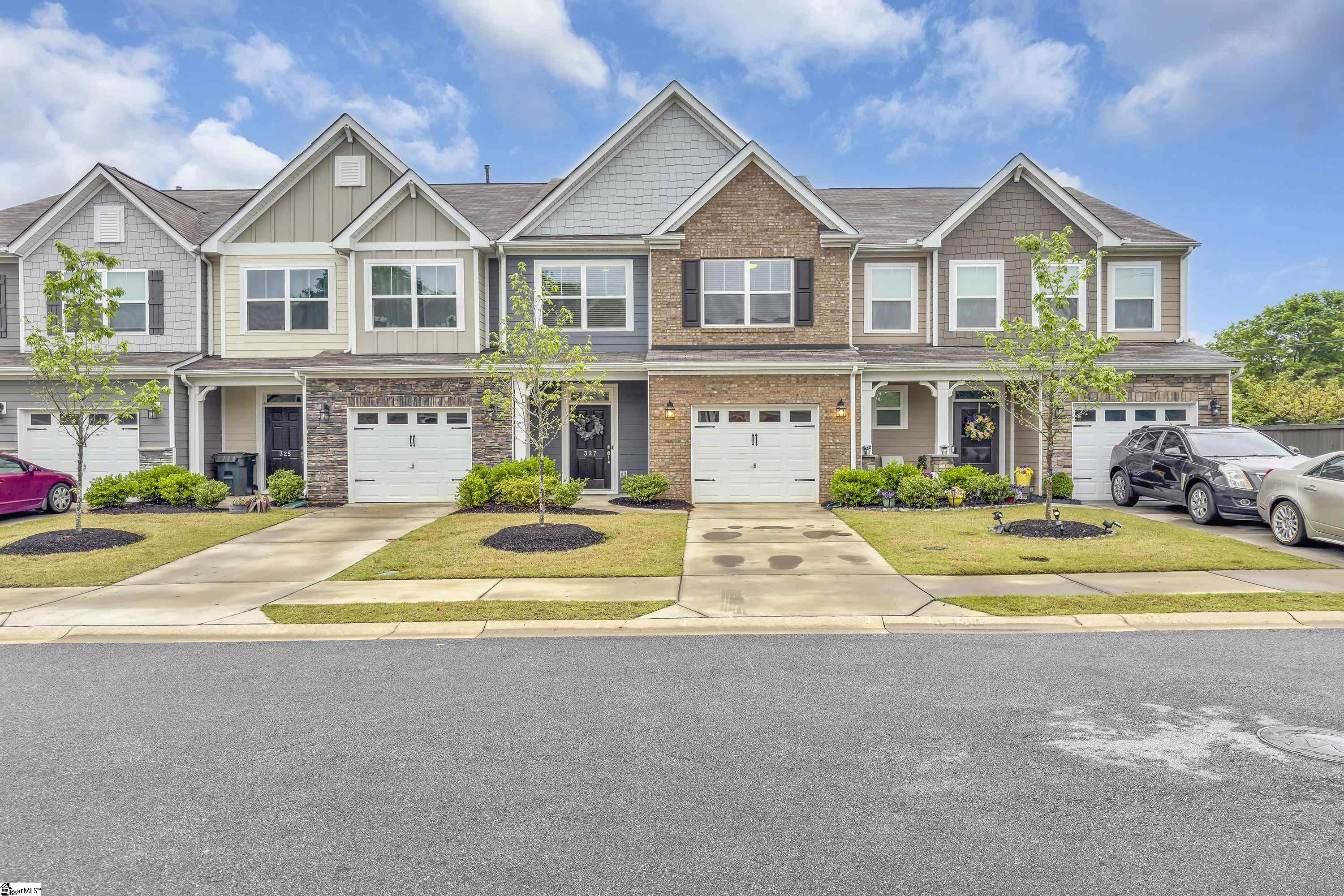 327 Nantallah Trail Property Photo 1