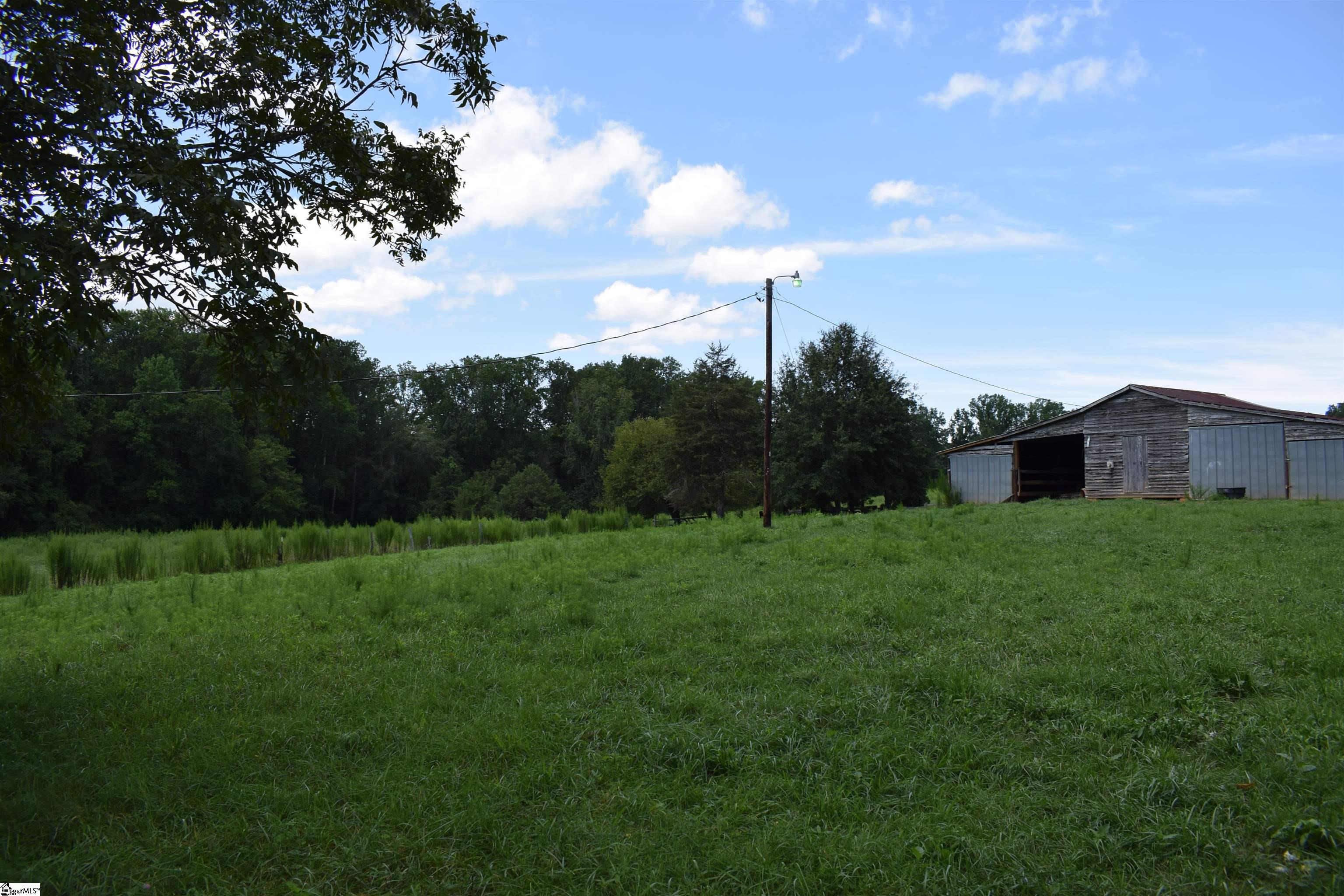 8141 Highway 357 Property Photo 3