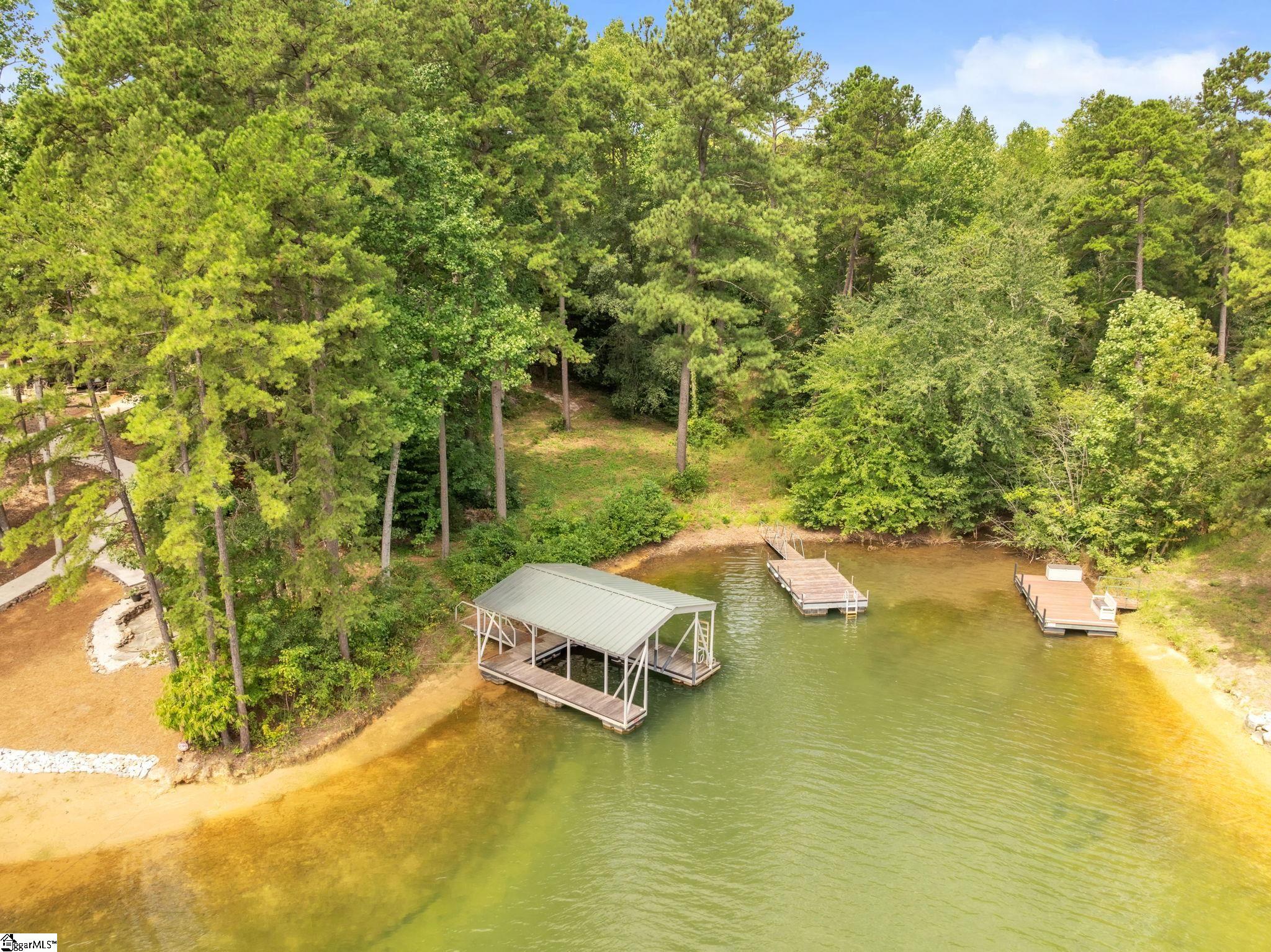 107 Abaco Lane Property Photo 1