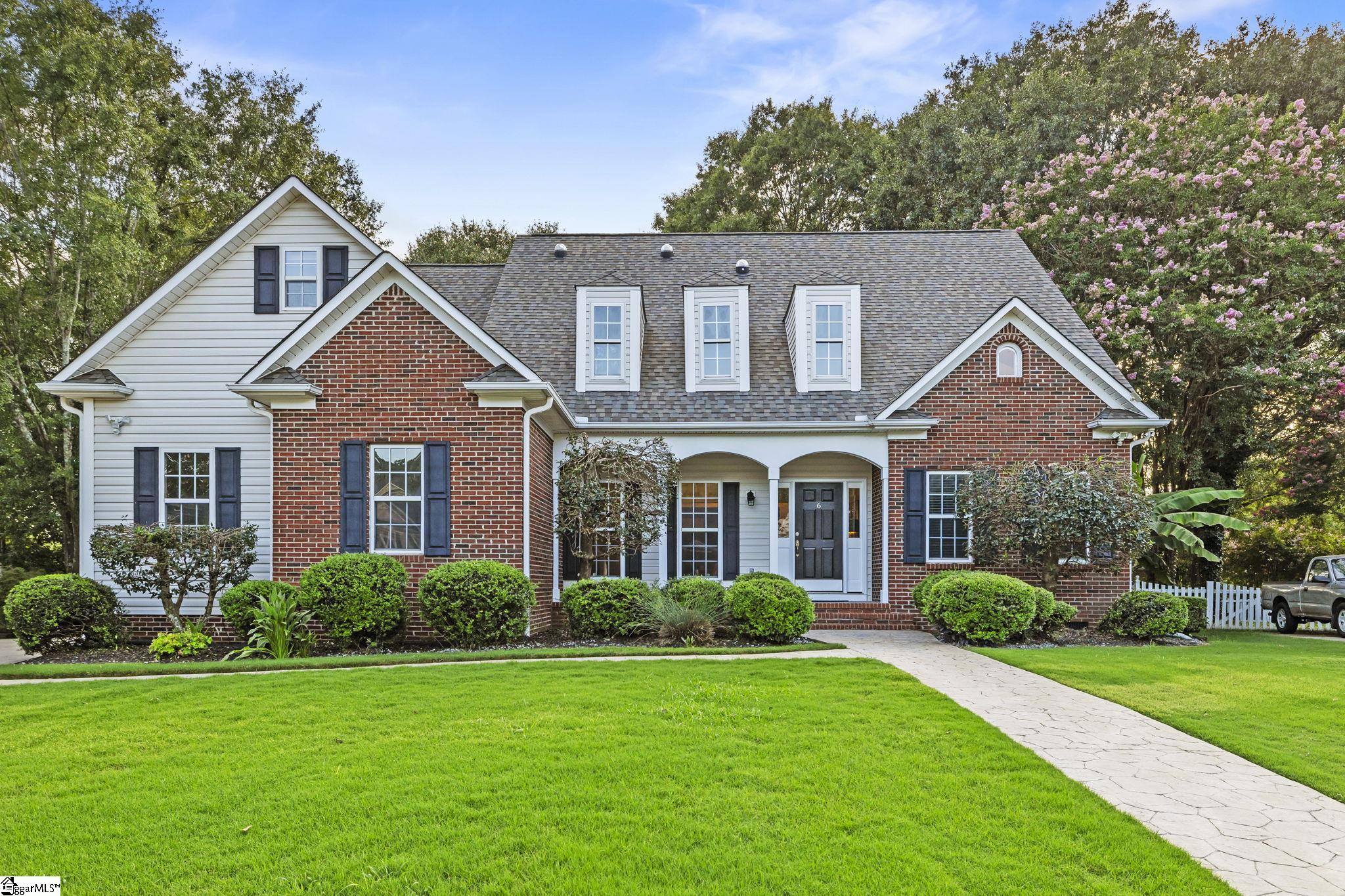 6 Gables Way Property Photo 1