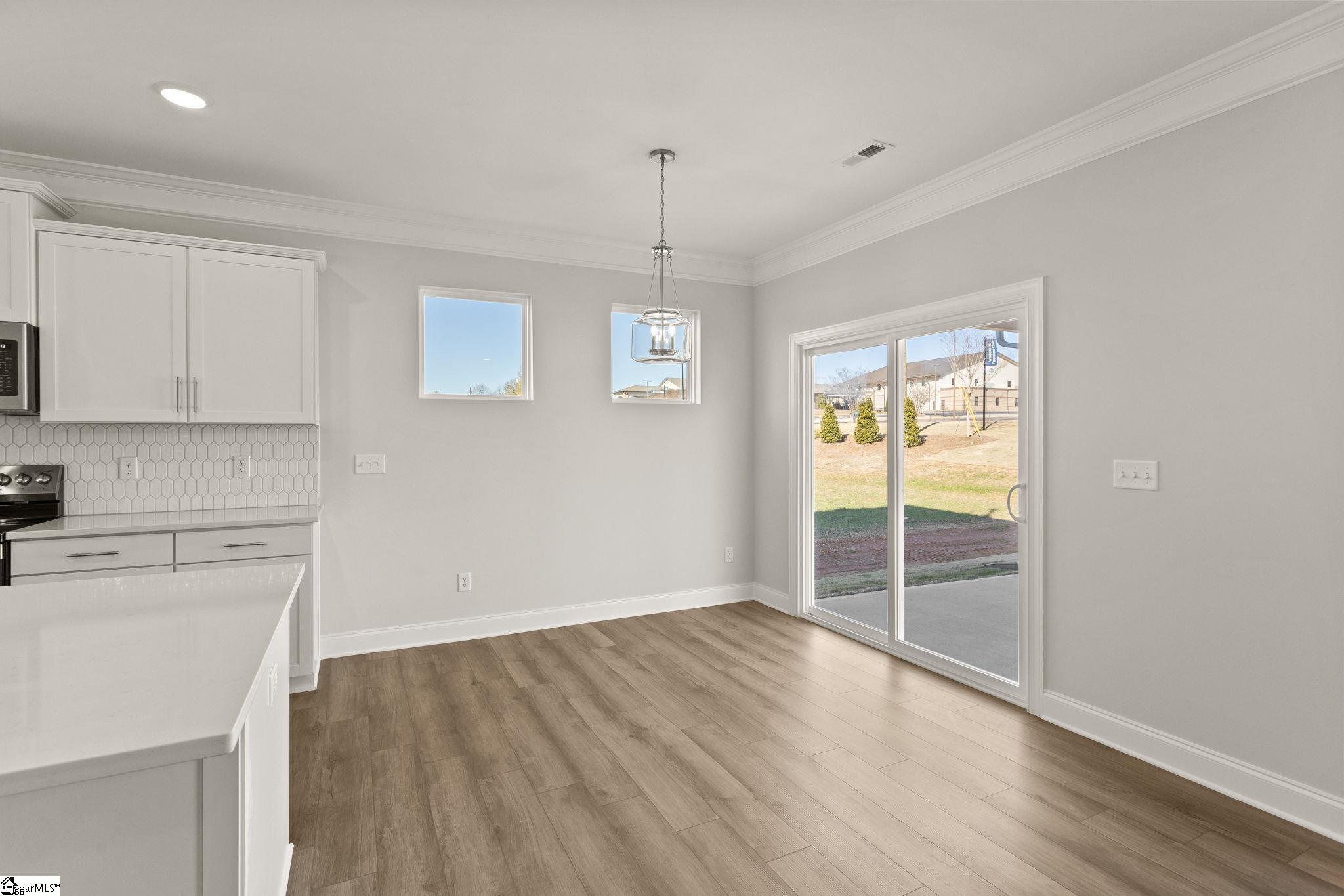 1813 Betsy Ross Drive Property Photo 8