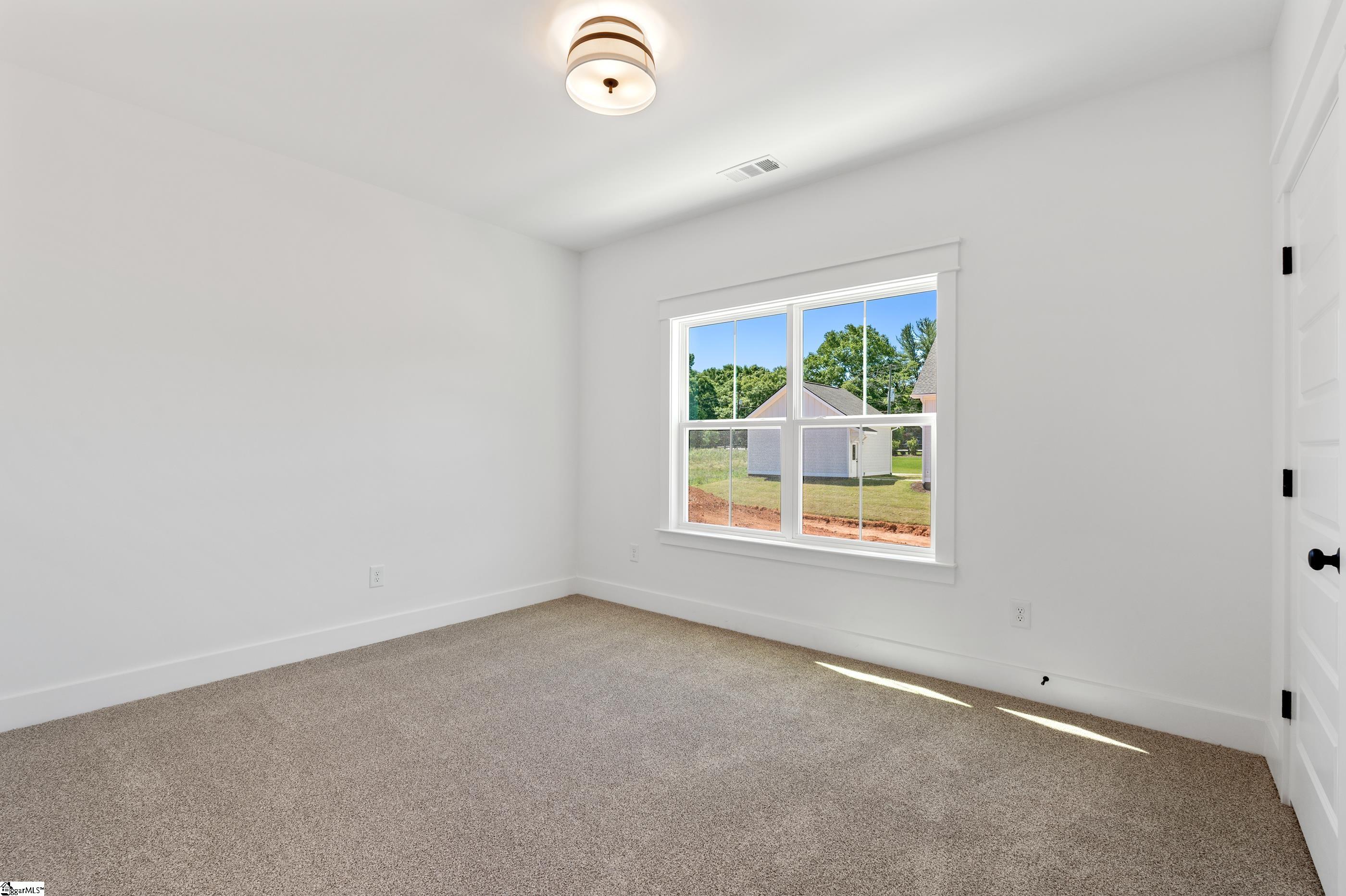 104 Benjamin Boulevard Property Photo 35