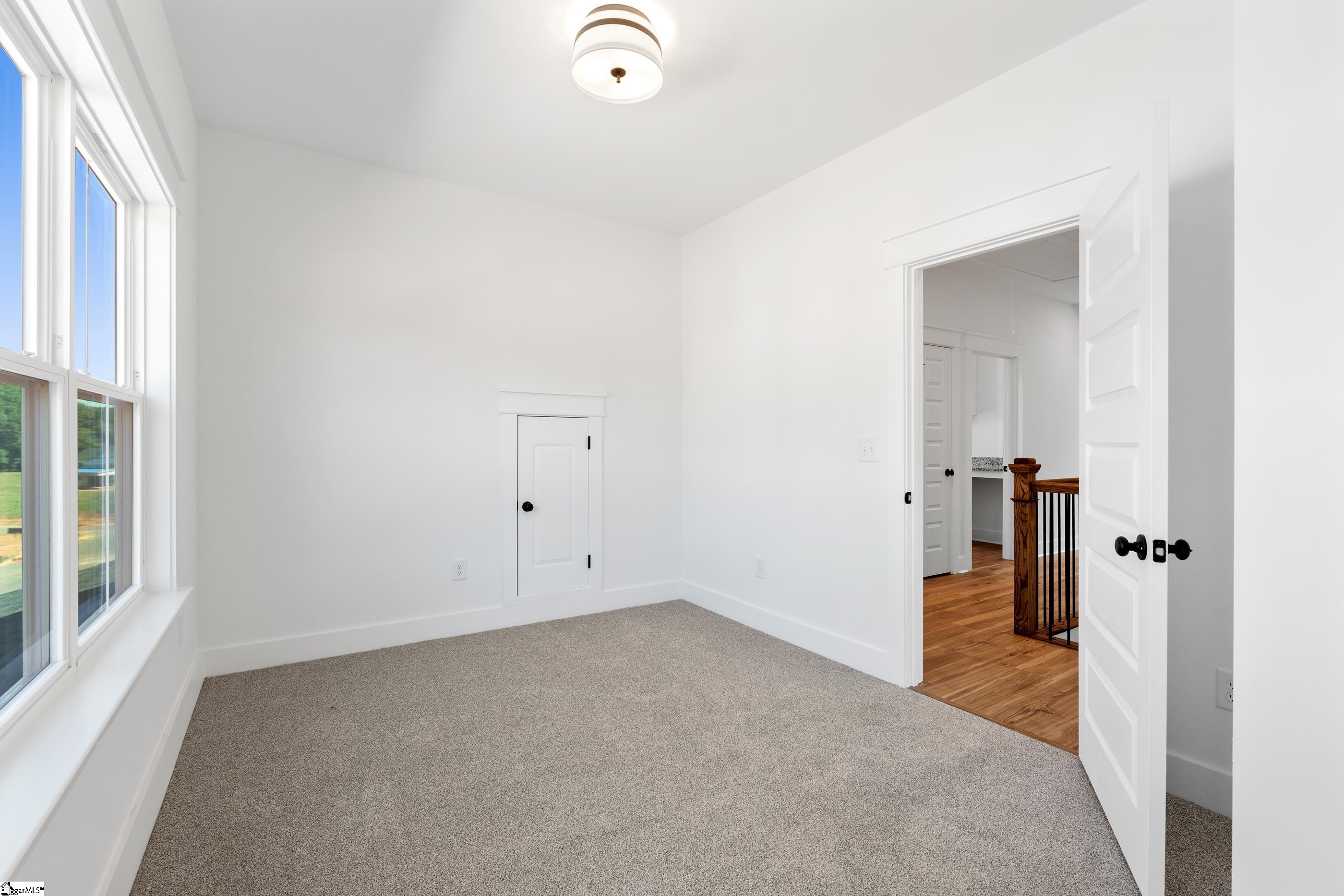 104 Benjamin Boulevard Property Photo 37