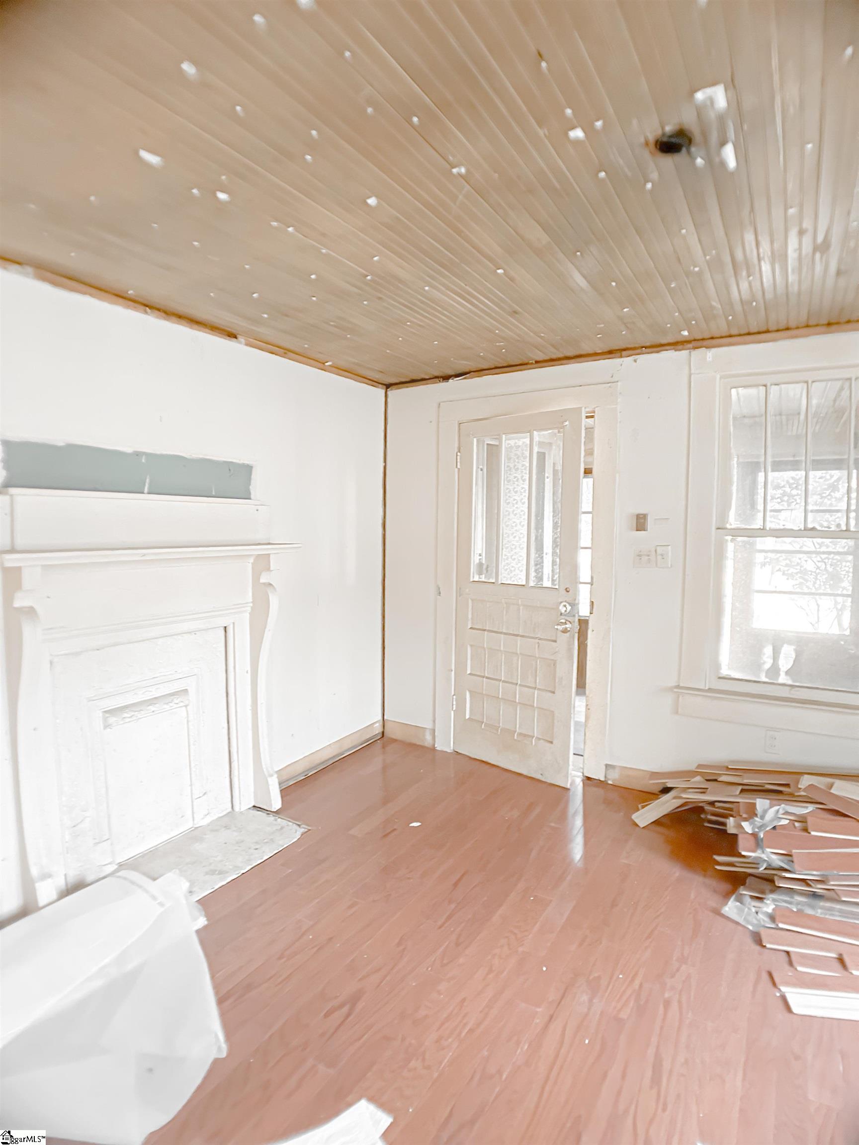 908 Kennedy Street Property Photo 8