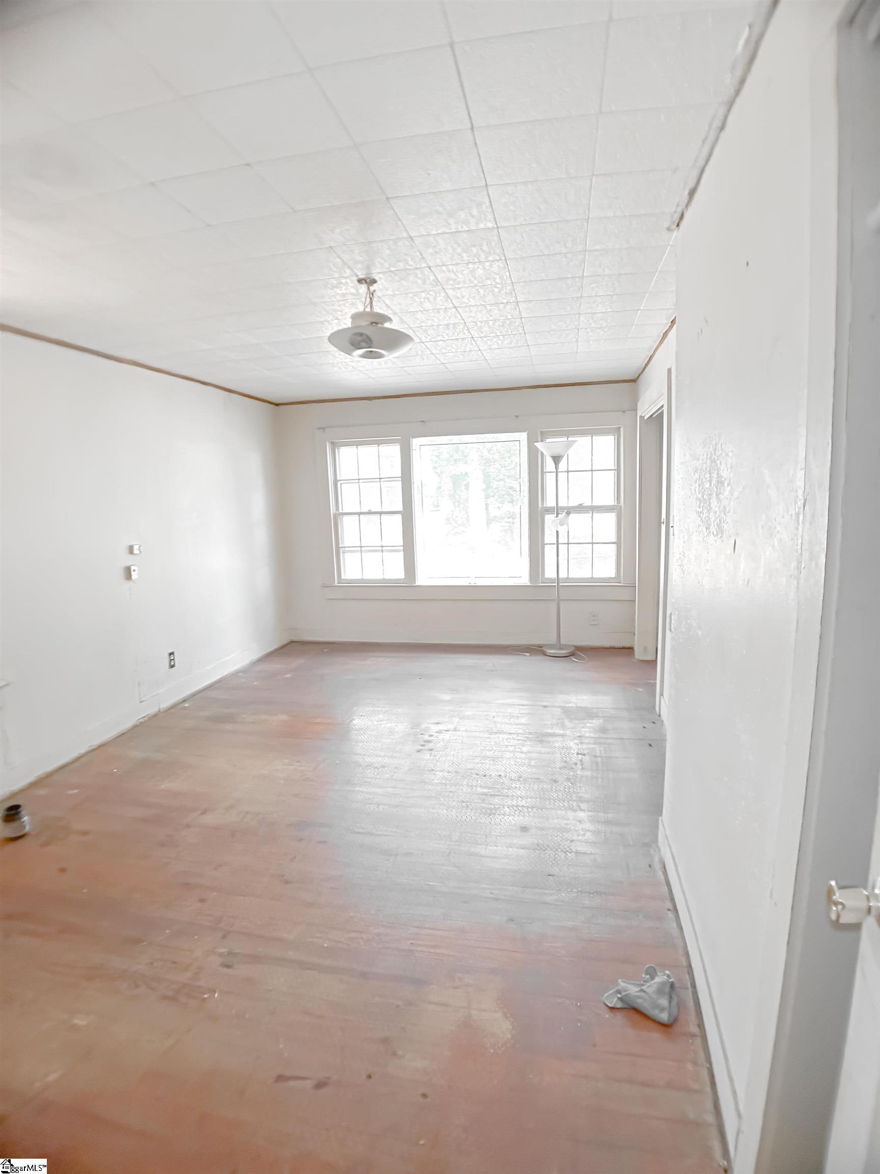 908 Kennedy Street Property Photo 14