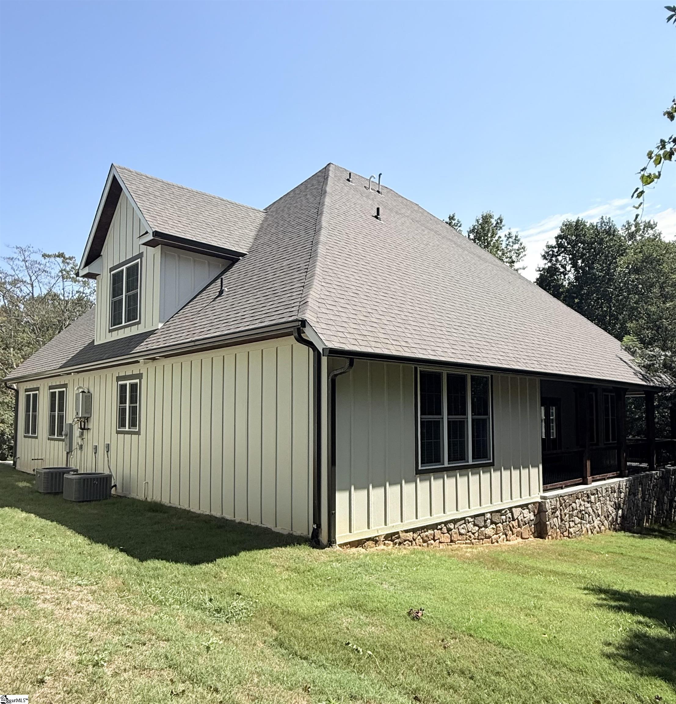 401 Holland Road Property Photo 4