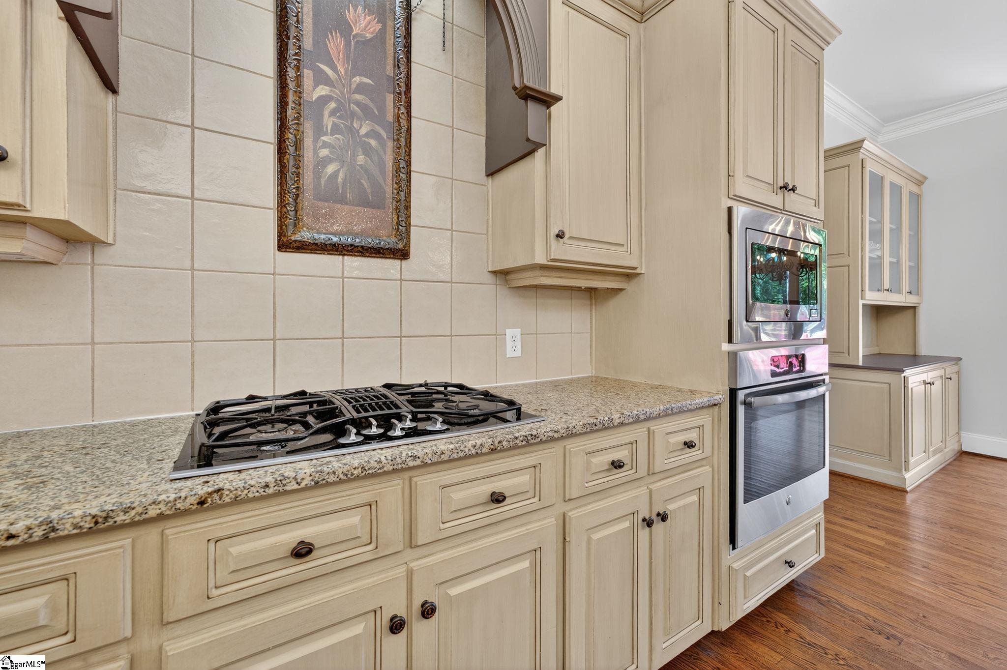 228 Indian Wells Drive Property Photo 4