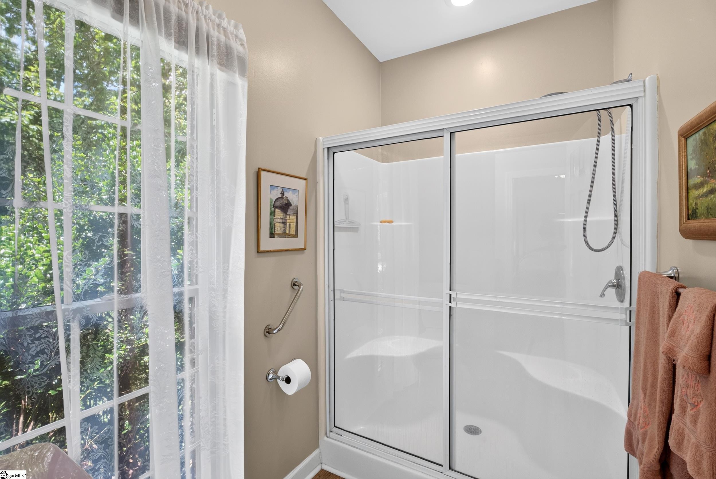 14 Flicker Drive Property Photo 29