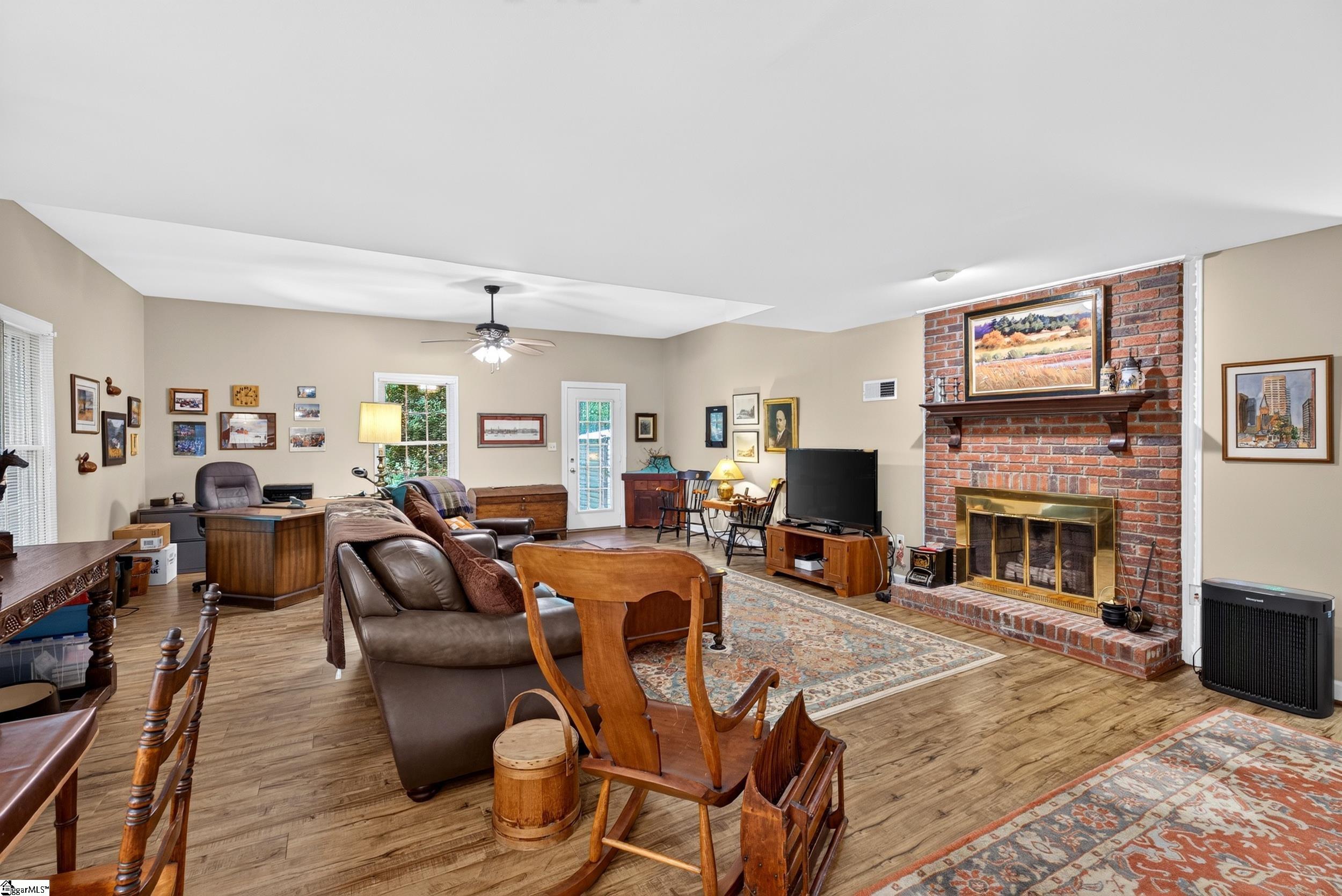 14 Flicker Drive Property Photo 41
