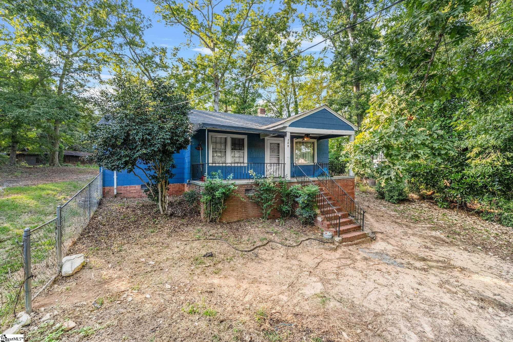 109 Brookside Circle Property Photo 2
