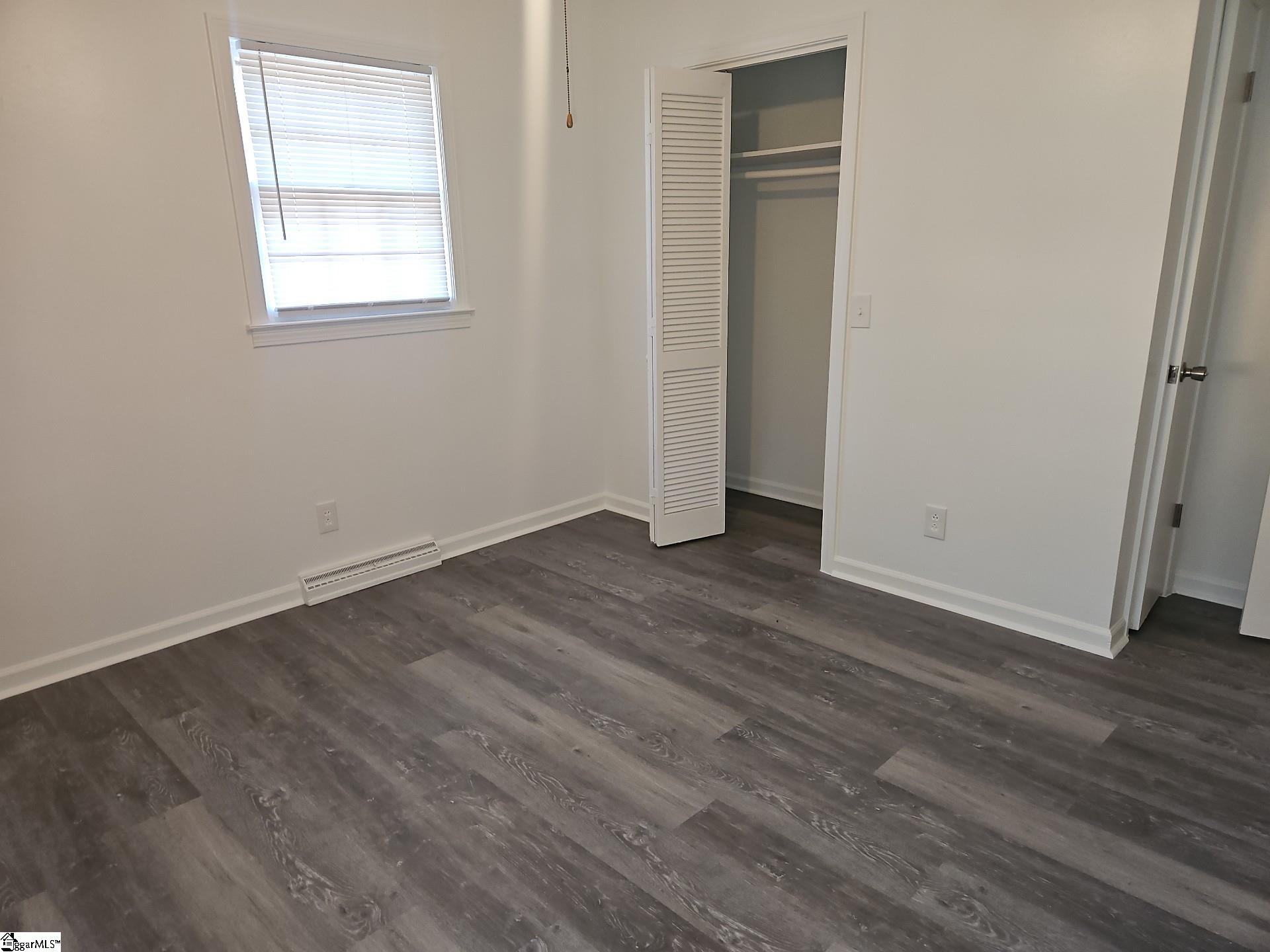 62 Circle Drive Property Photo 6