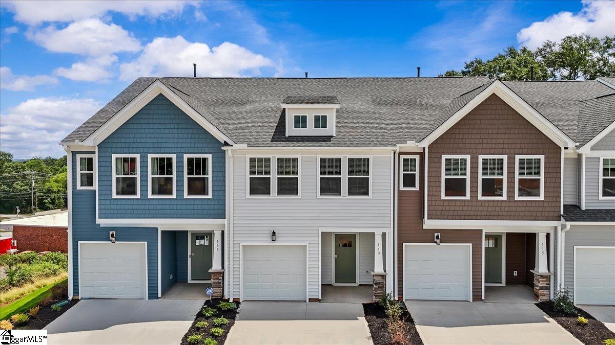 113 Zoey Way Property Photo 1