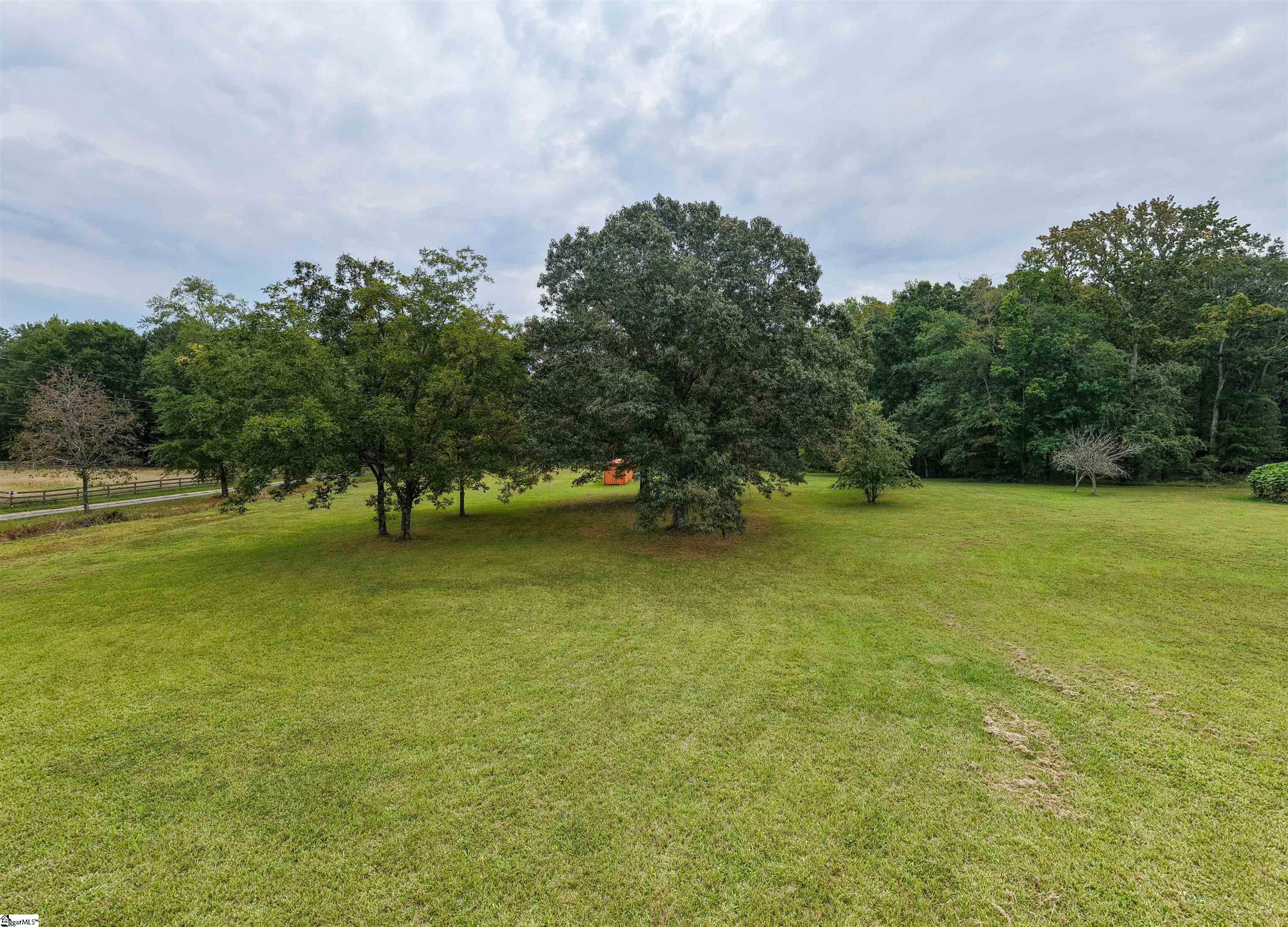 2205 Reedy Fork Road Property Photo 2