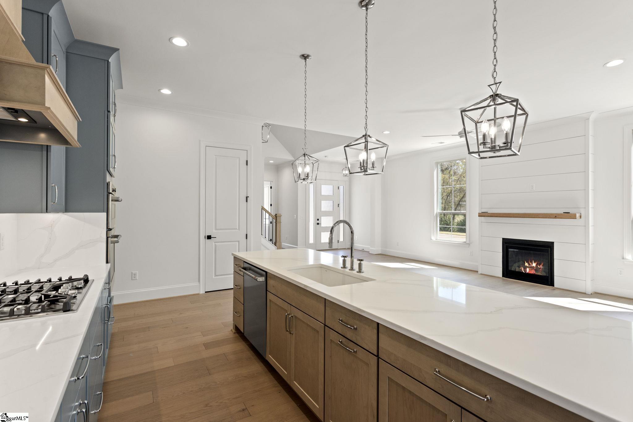 416 Fielder Way Property Photo 14