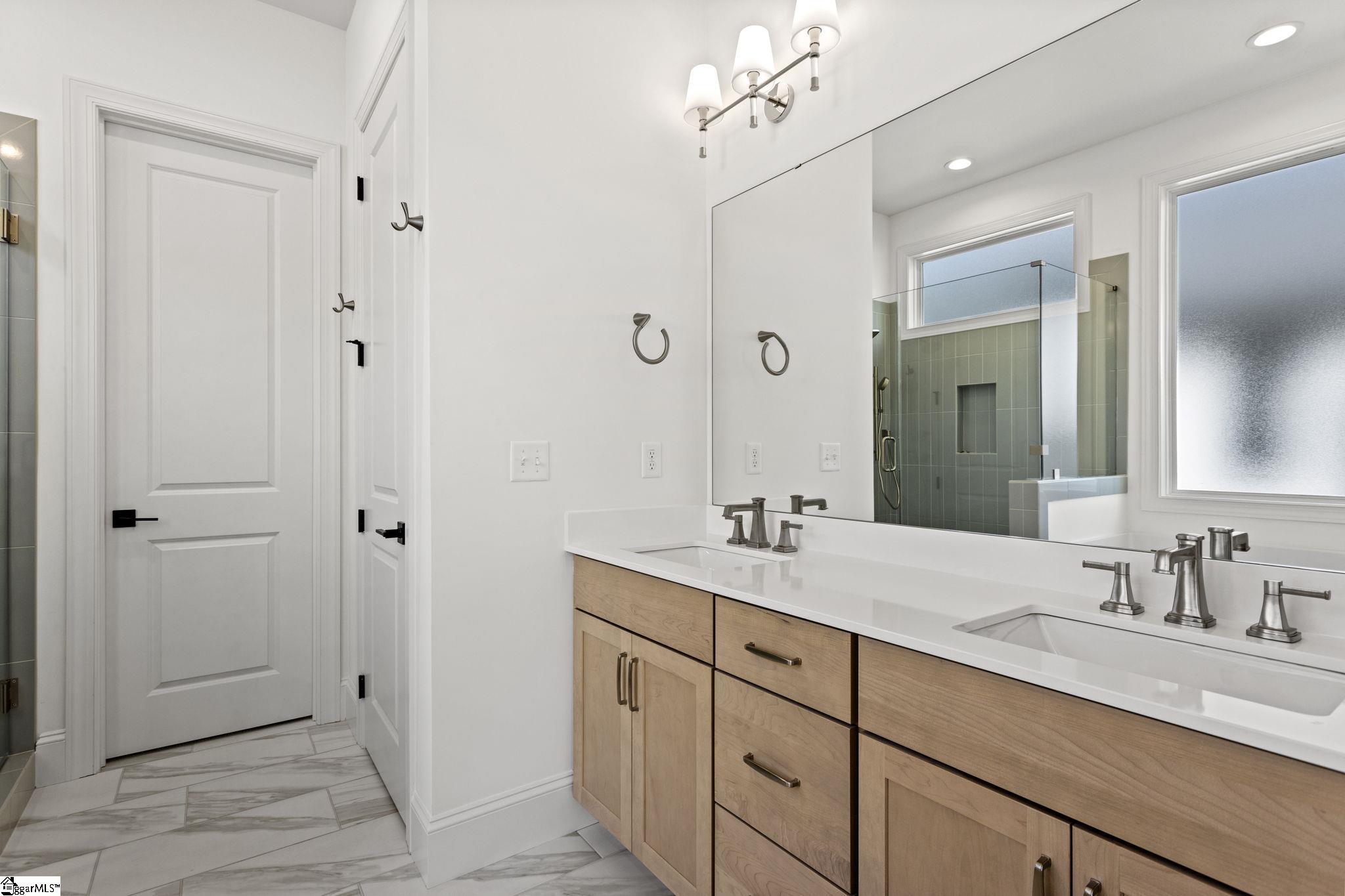 416 Fielder Way Property Photo 19