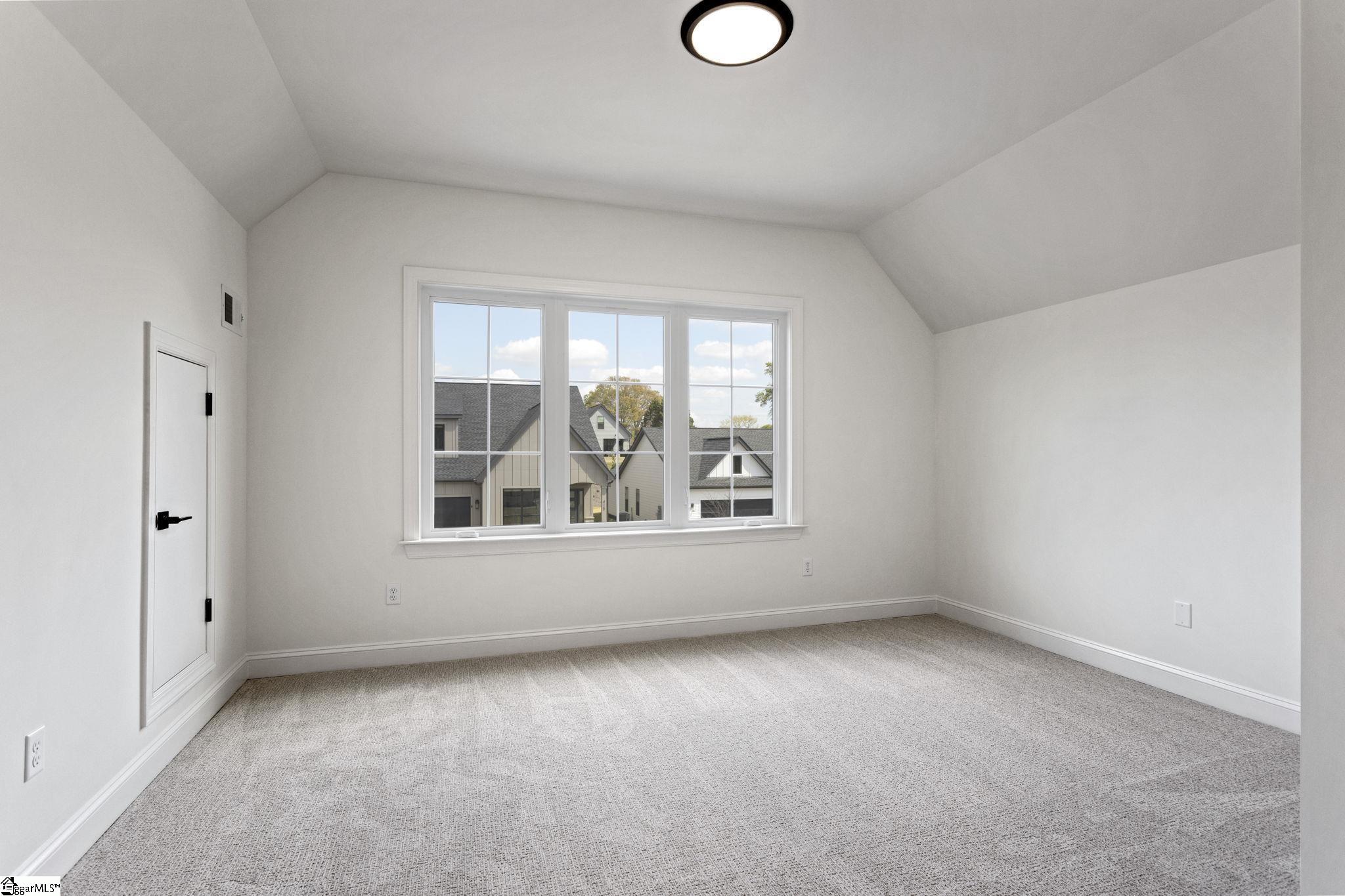416 Fielder Way Property Photo 22