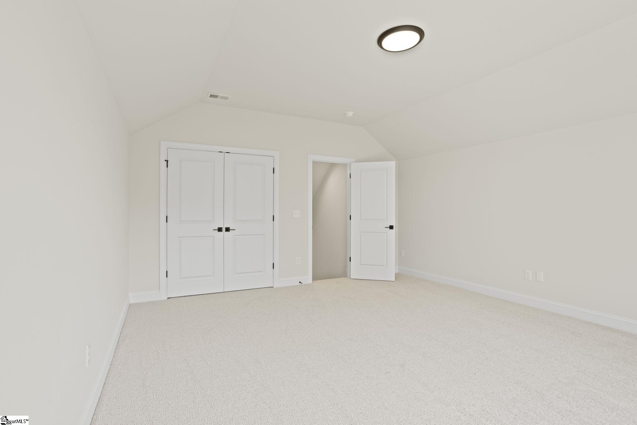 412 Fielder Way Property Photo 17