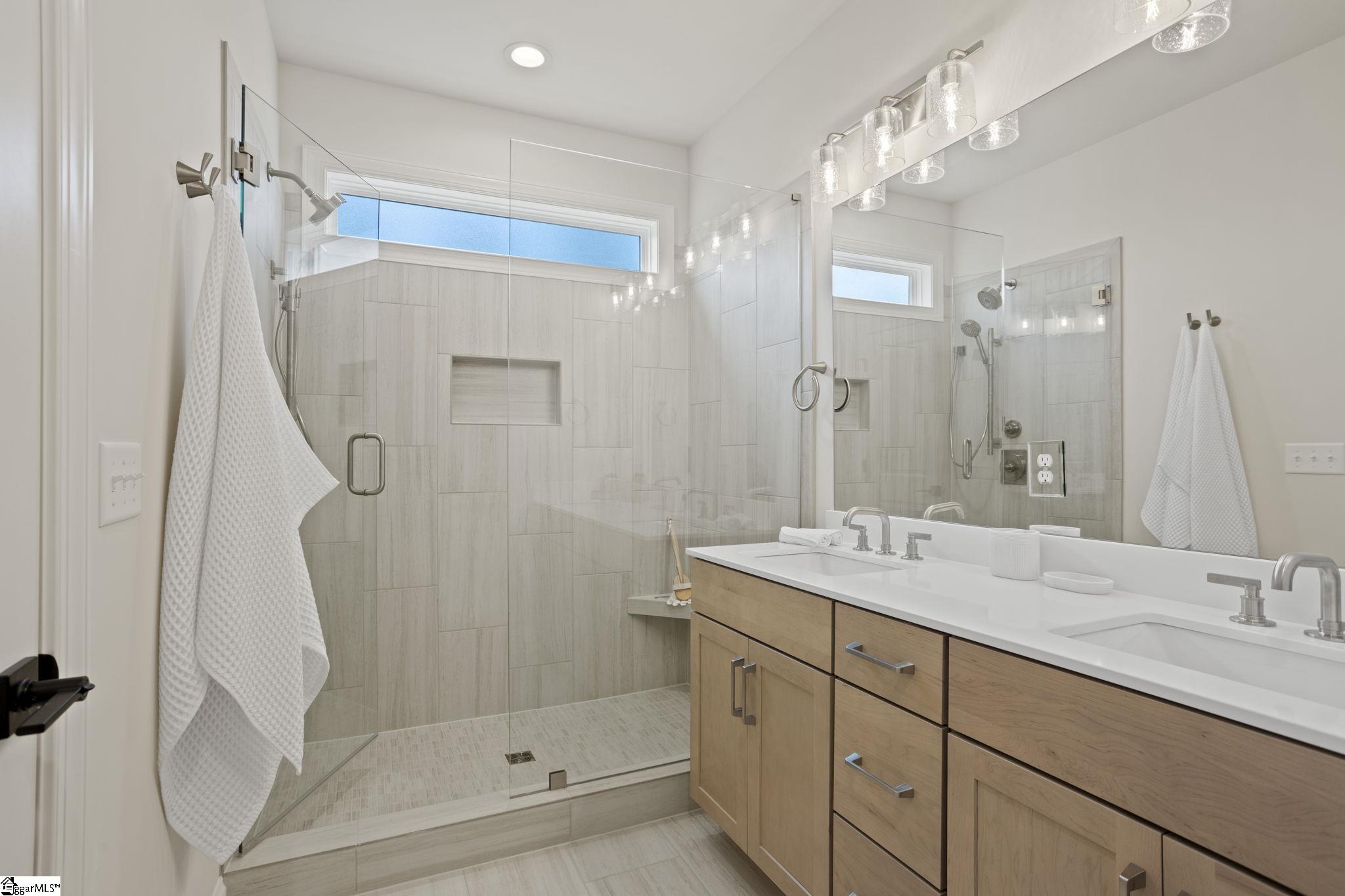 412 Fielder Way Property Photo 24