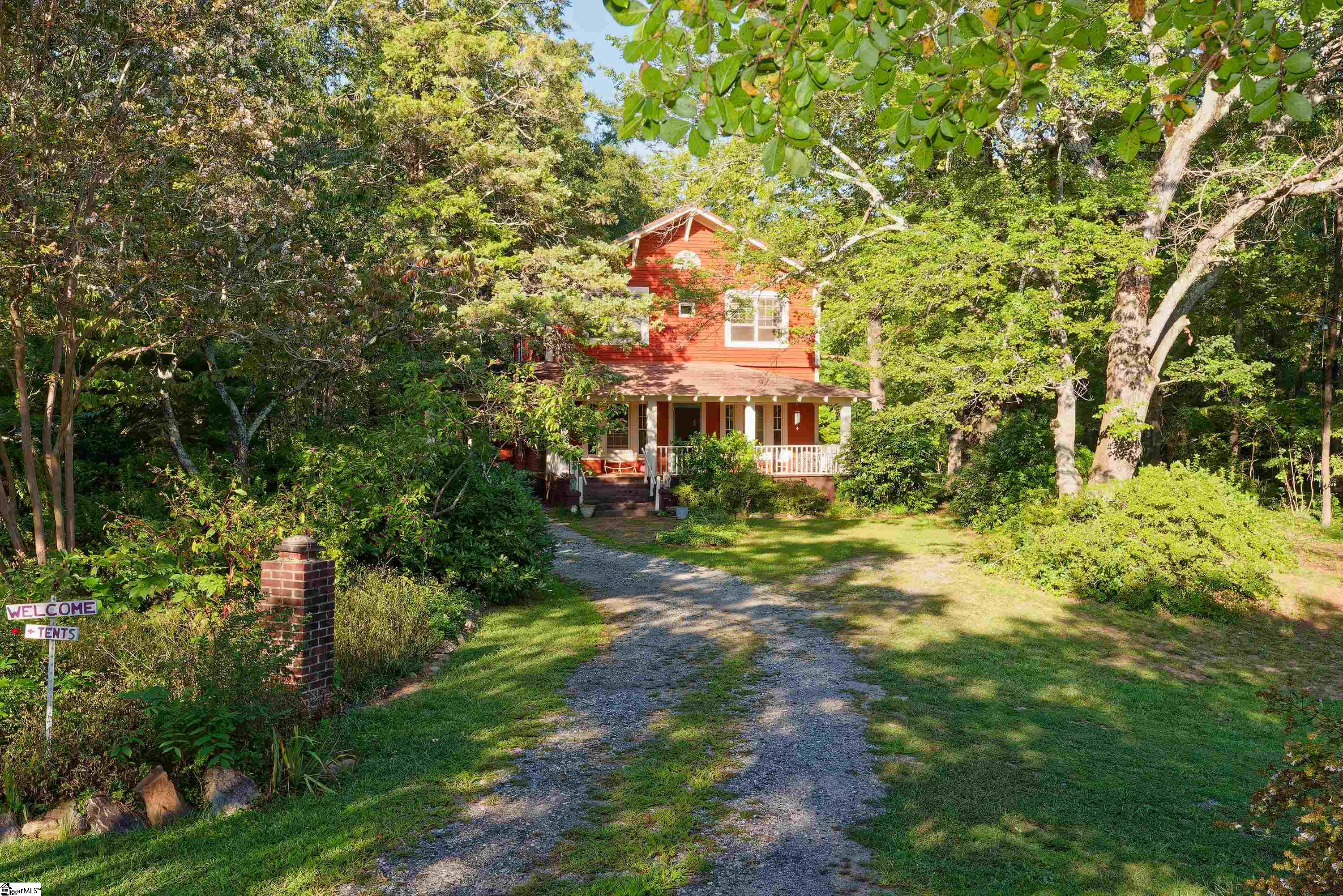 700 N Trade Avenue Property Photo 2