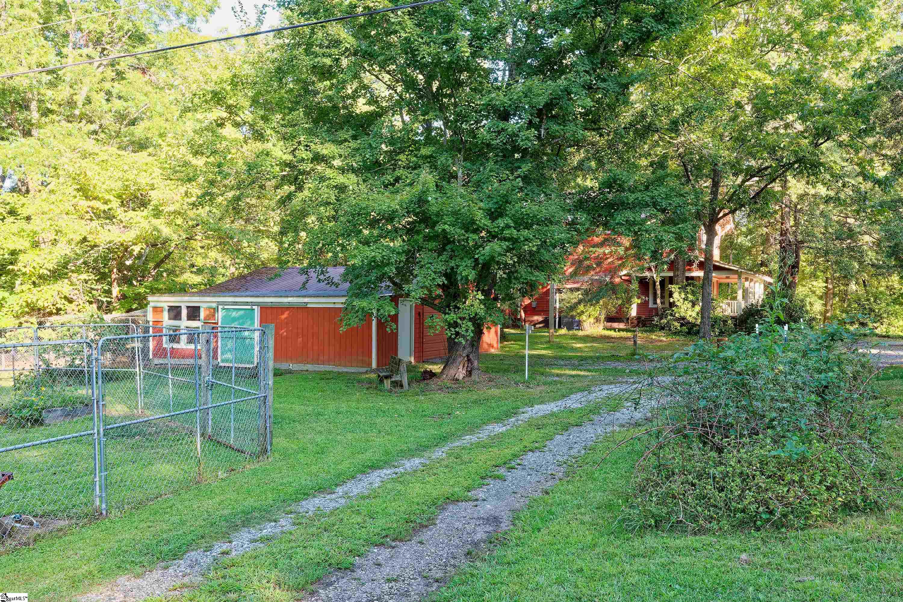 700 N Trade Avenue Property Photo 36
